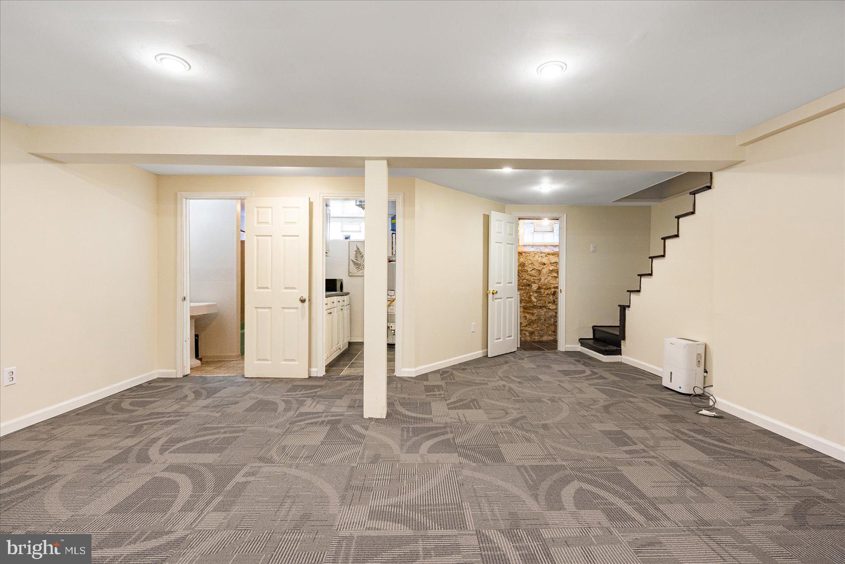 BELVEDERE SQUARE - Residential