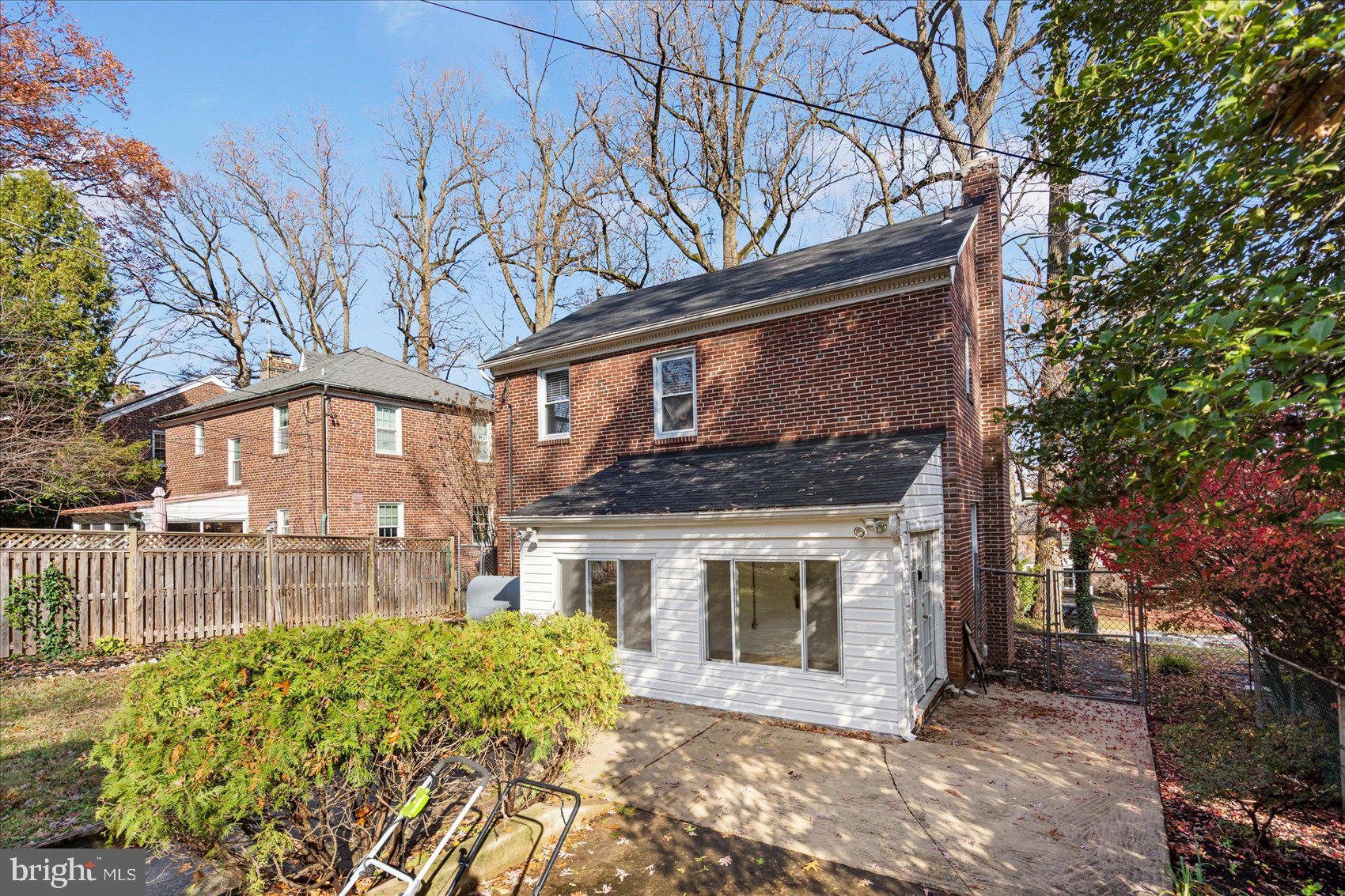 BELVEDERE SQUARE - Residential