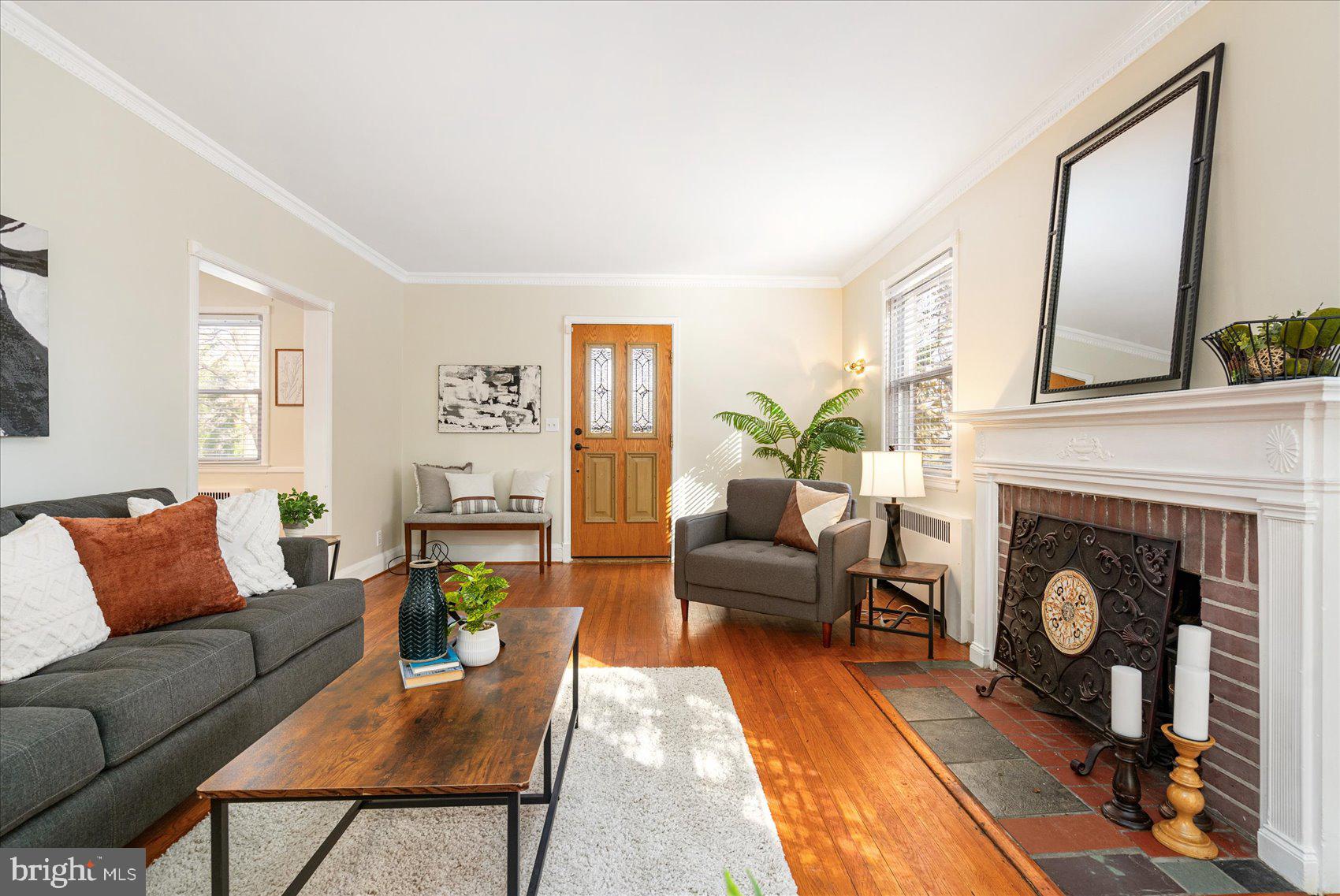 BELVEDERE SQUARE - Residential