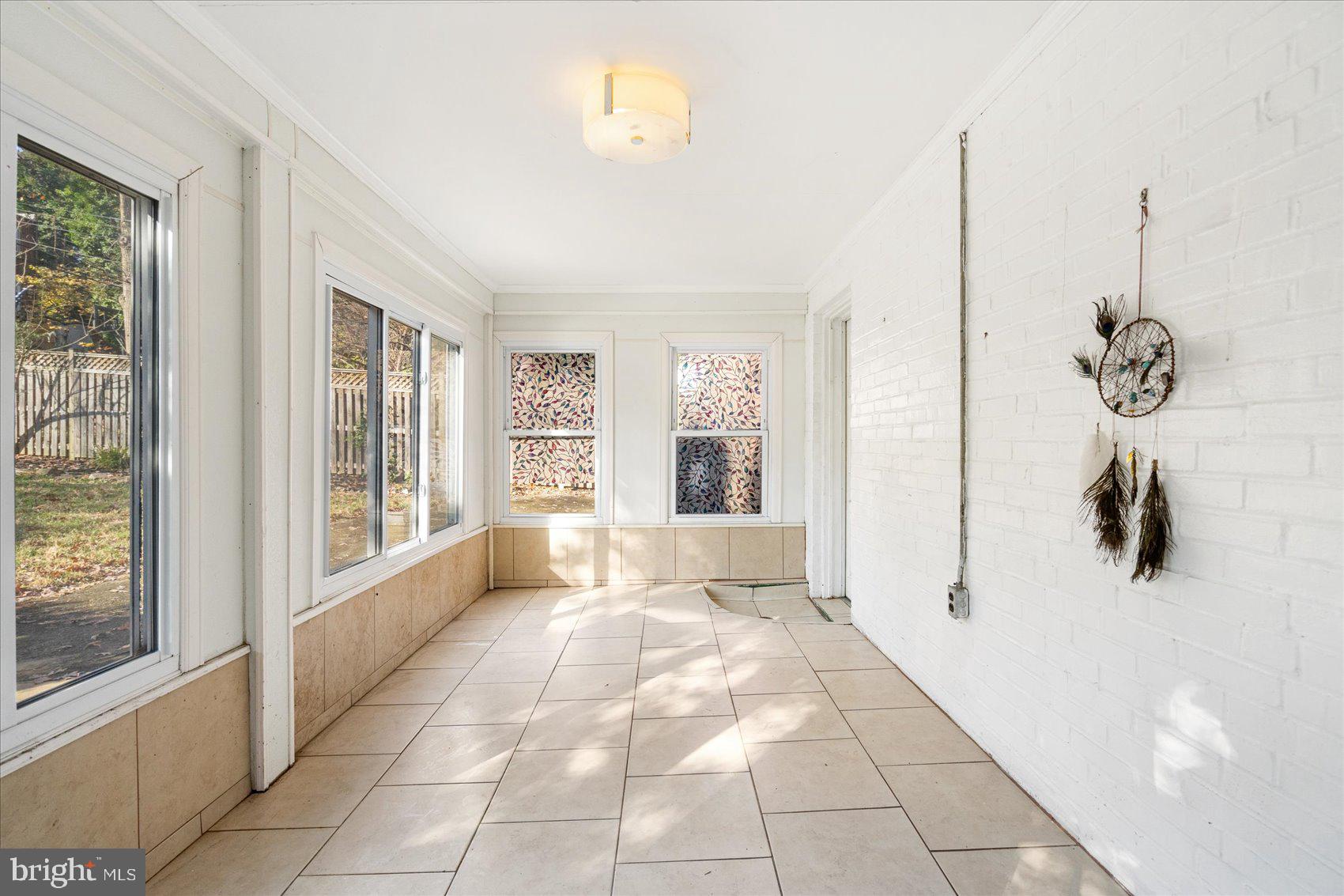 BELVEDERE SQUARE - Residential