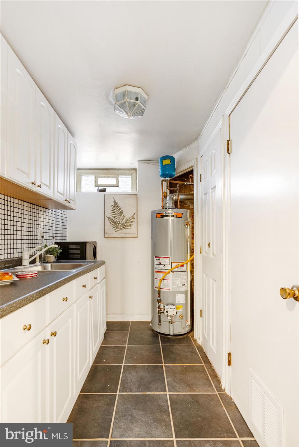 BELVEDERE SQUARE - Residential