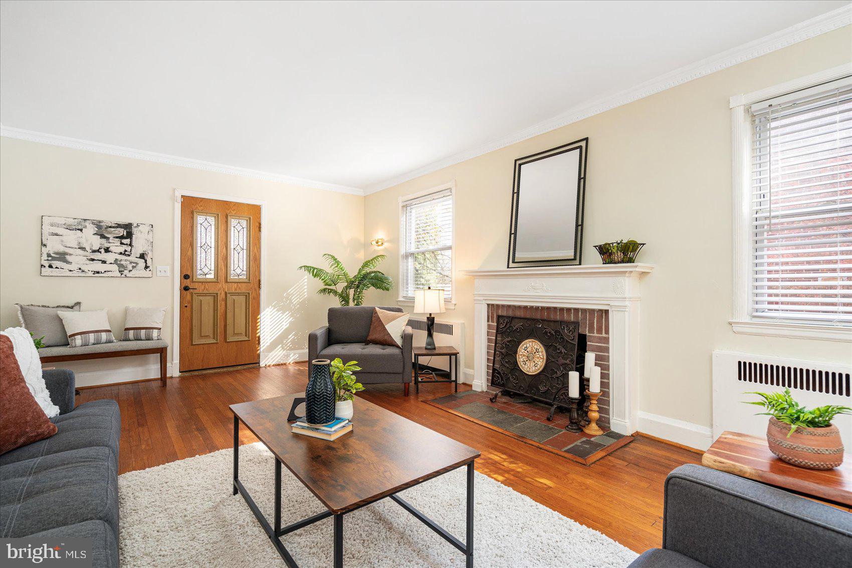 BELVEDERE SQUARE - Residential