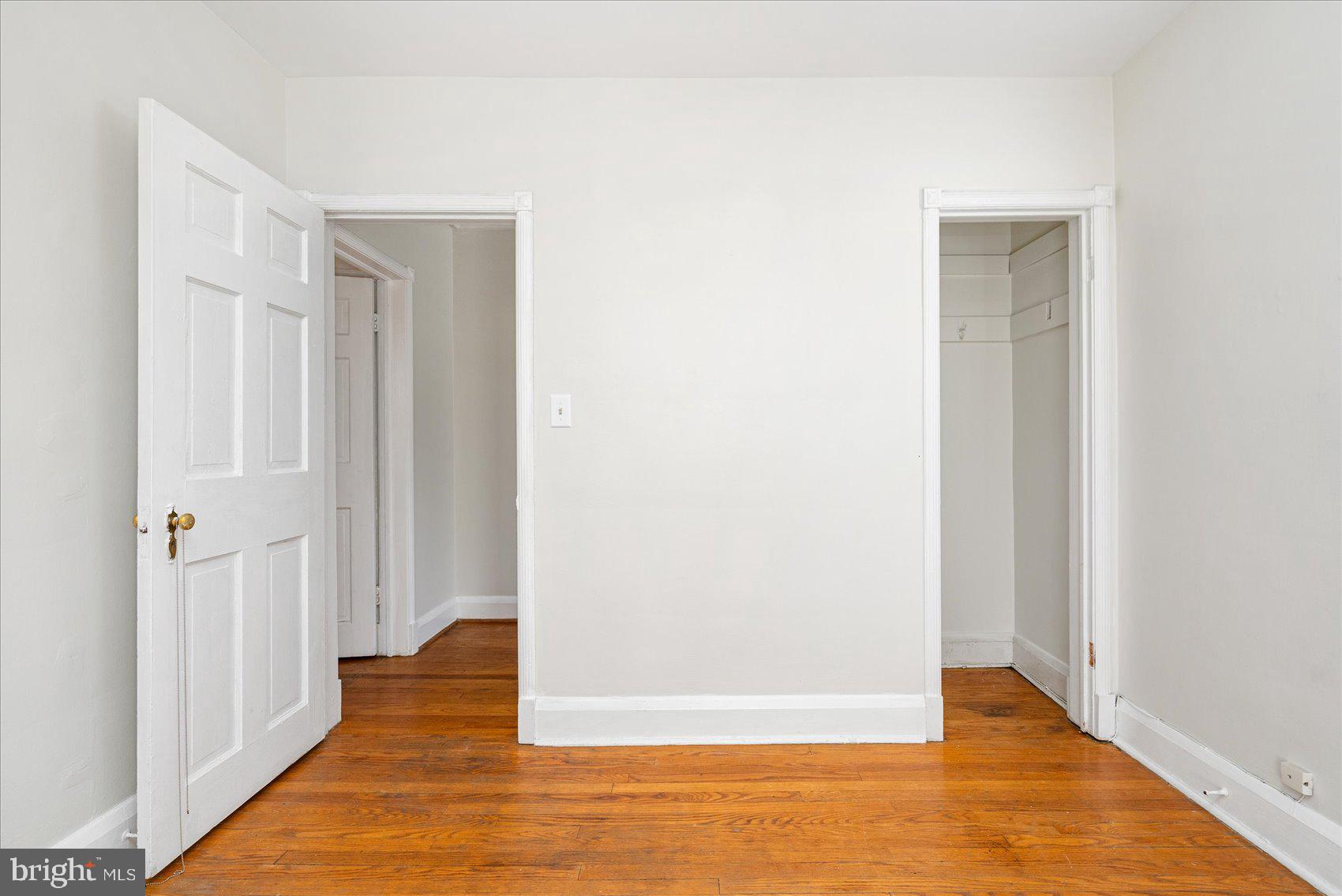 BELVEDERE SQUARE - Residential