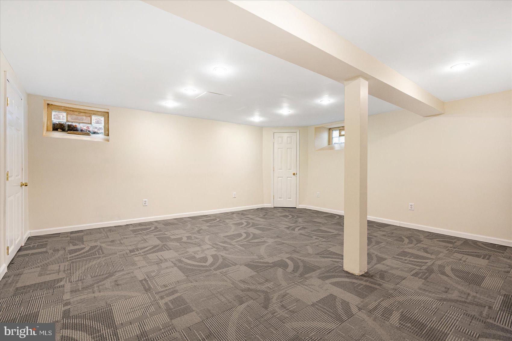 BELVEDERE SQUARE - Residential