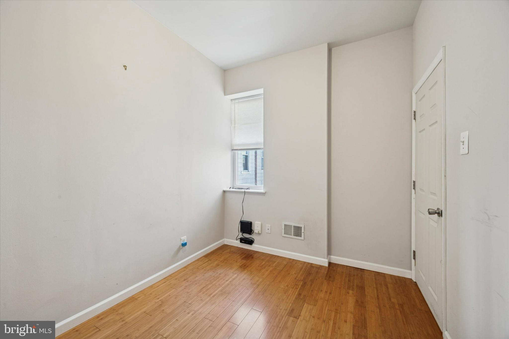 GIRARD ESTATES - Residential