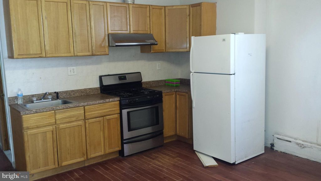 Photo of 1314 S 6th Street, PHILADELPHIA, PA 19147 (MLS # PAPH2540062)