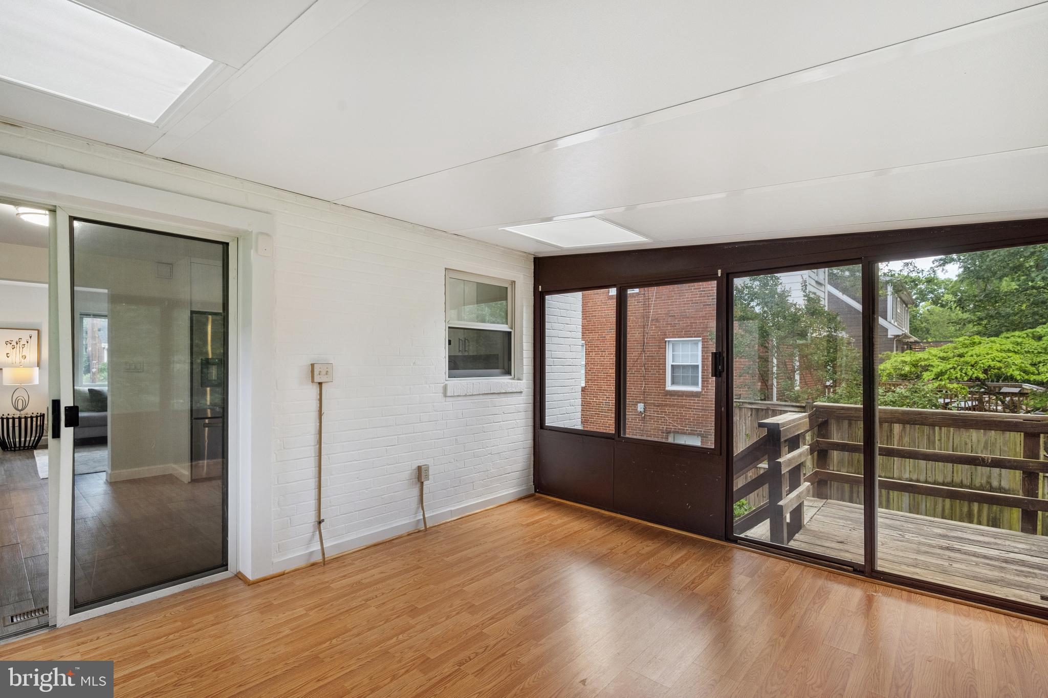 BARCROFT - Residential