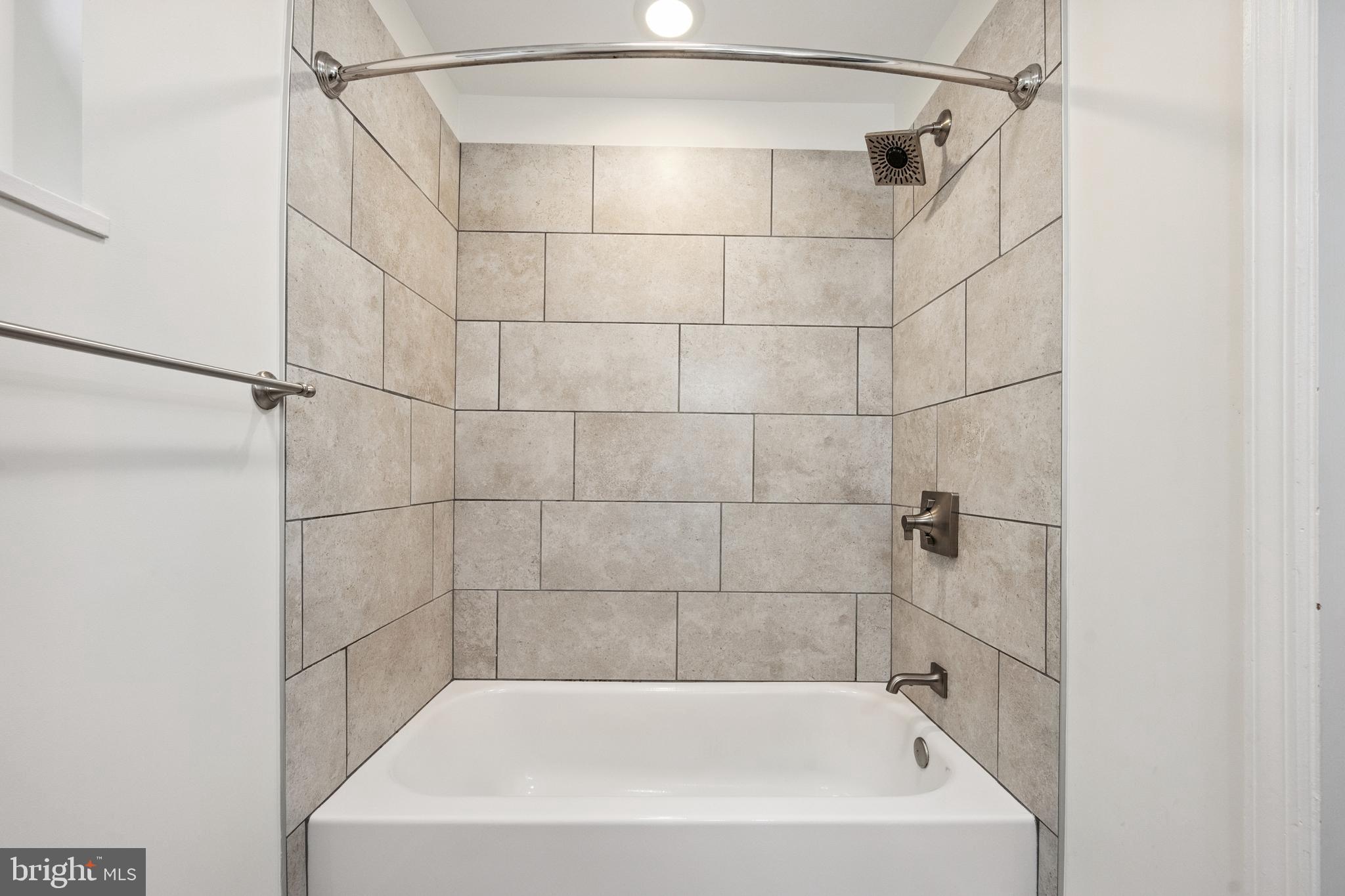 BARCROFT - Residential