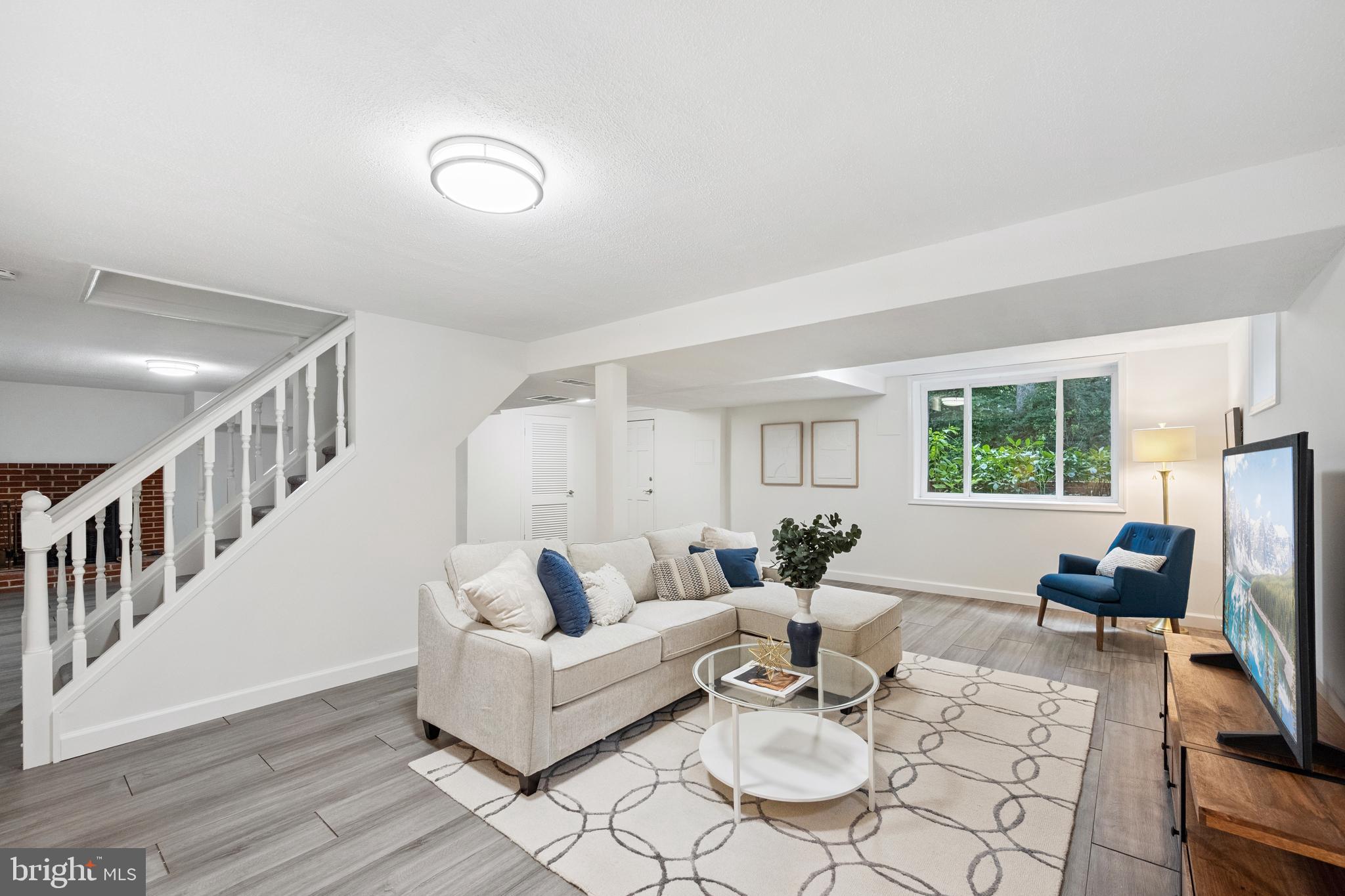 BARCROFT - Residential