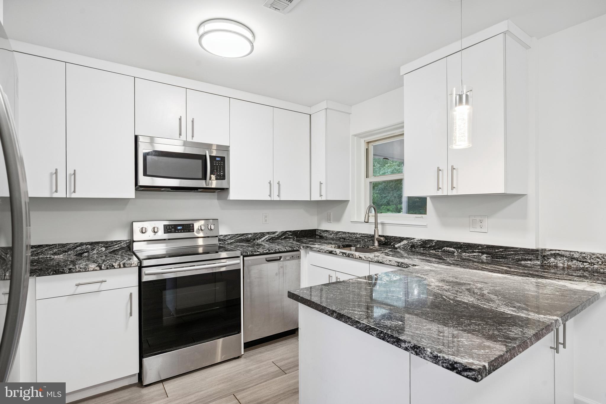 BARCROFT - Residential