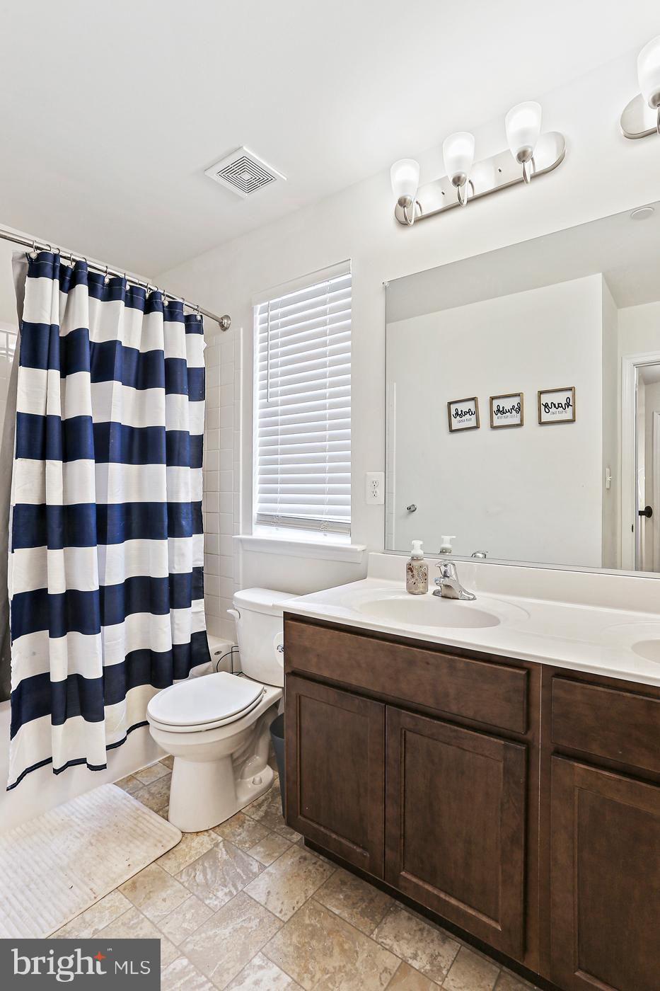 MEADOWBROOK - Residential