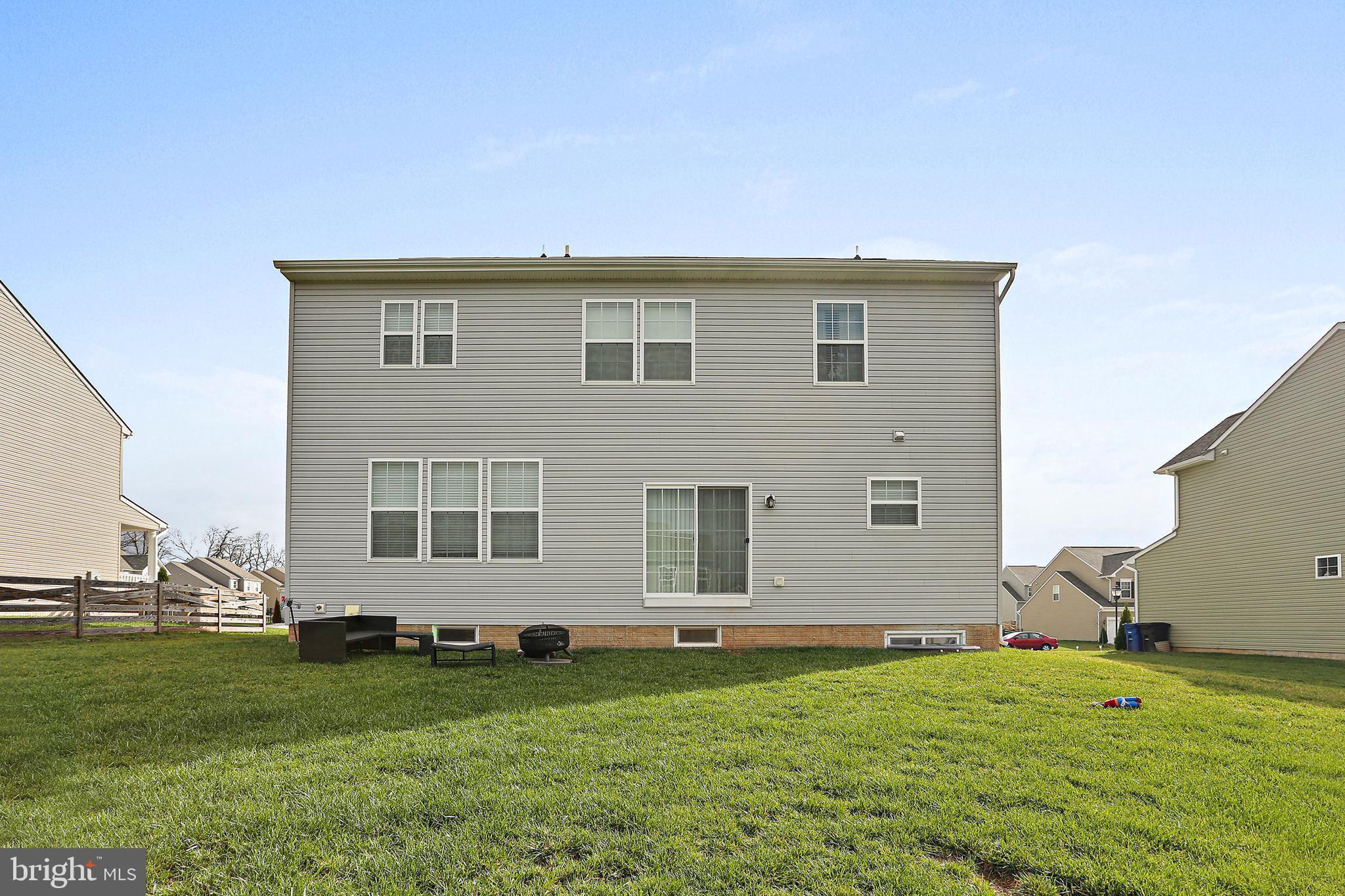 MEADOWBROOK - Residential