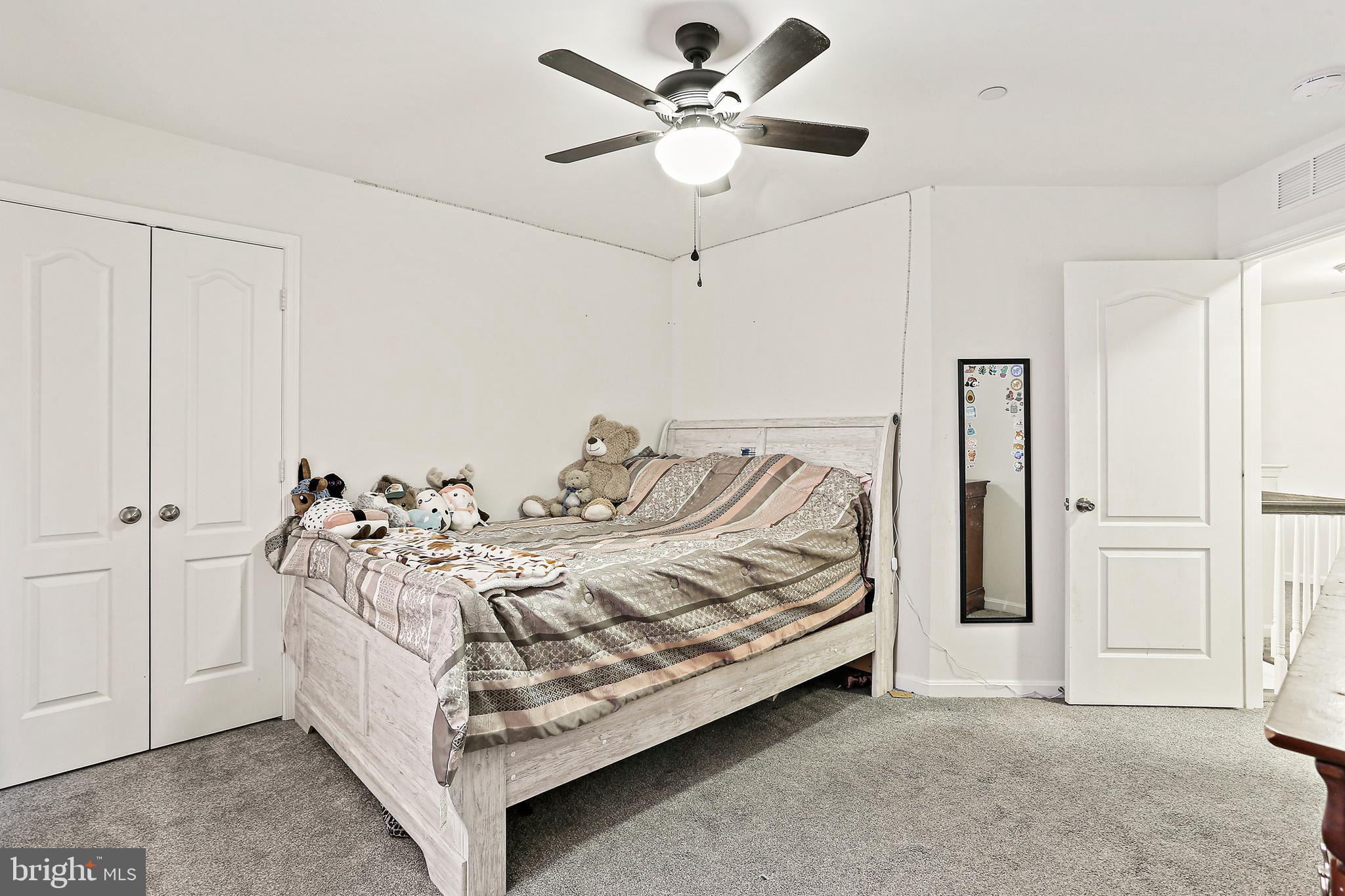 MEADOWBROOK - Residential