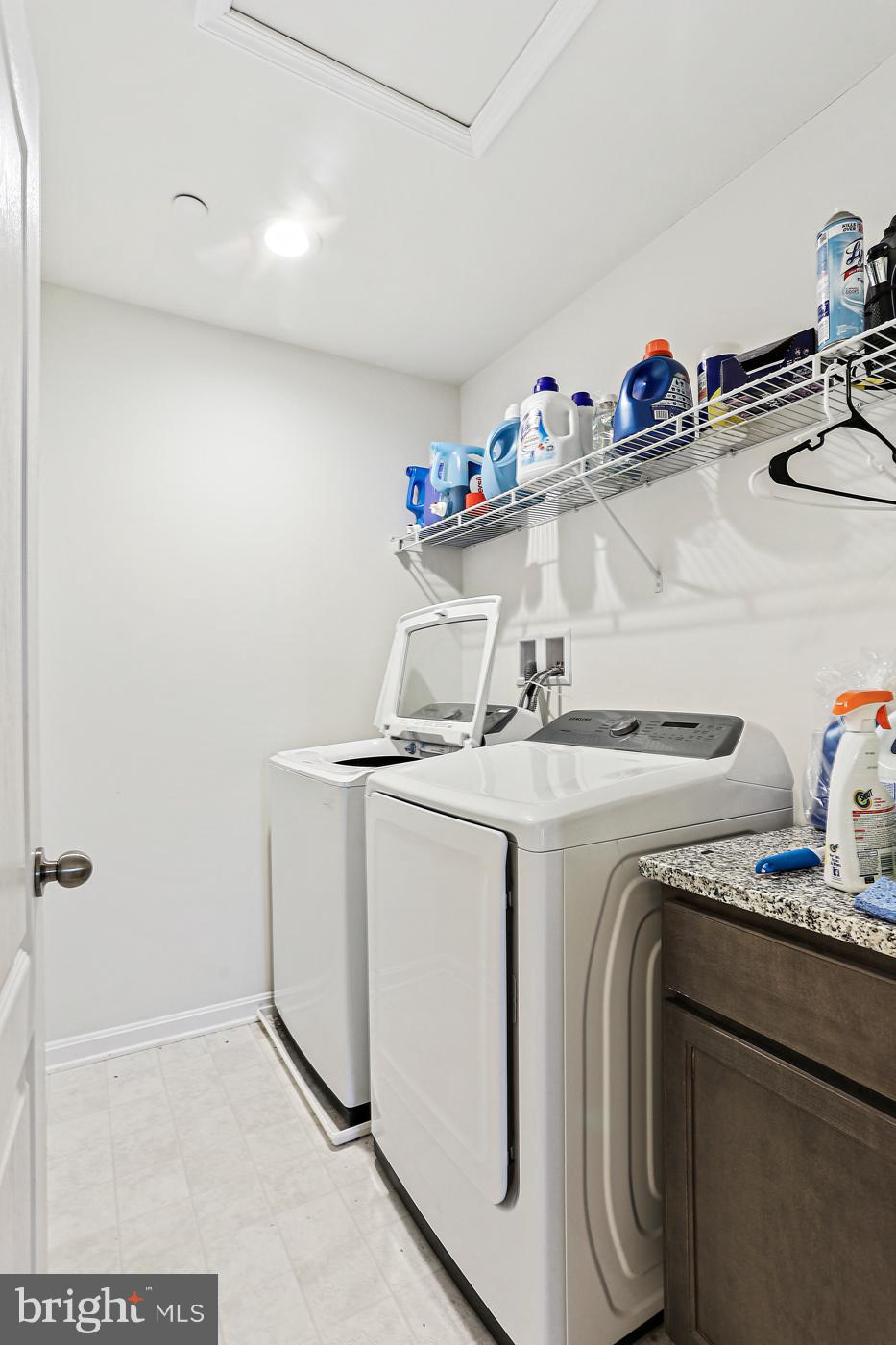 MEADOWBROOK - Residential