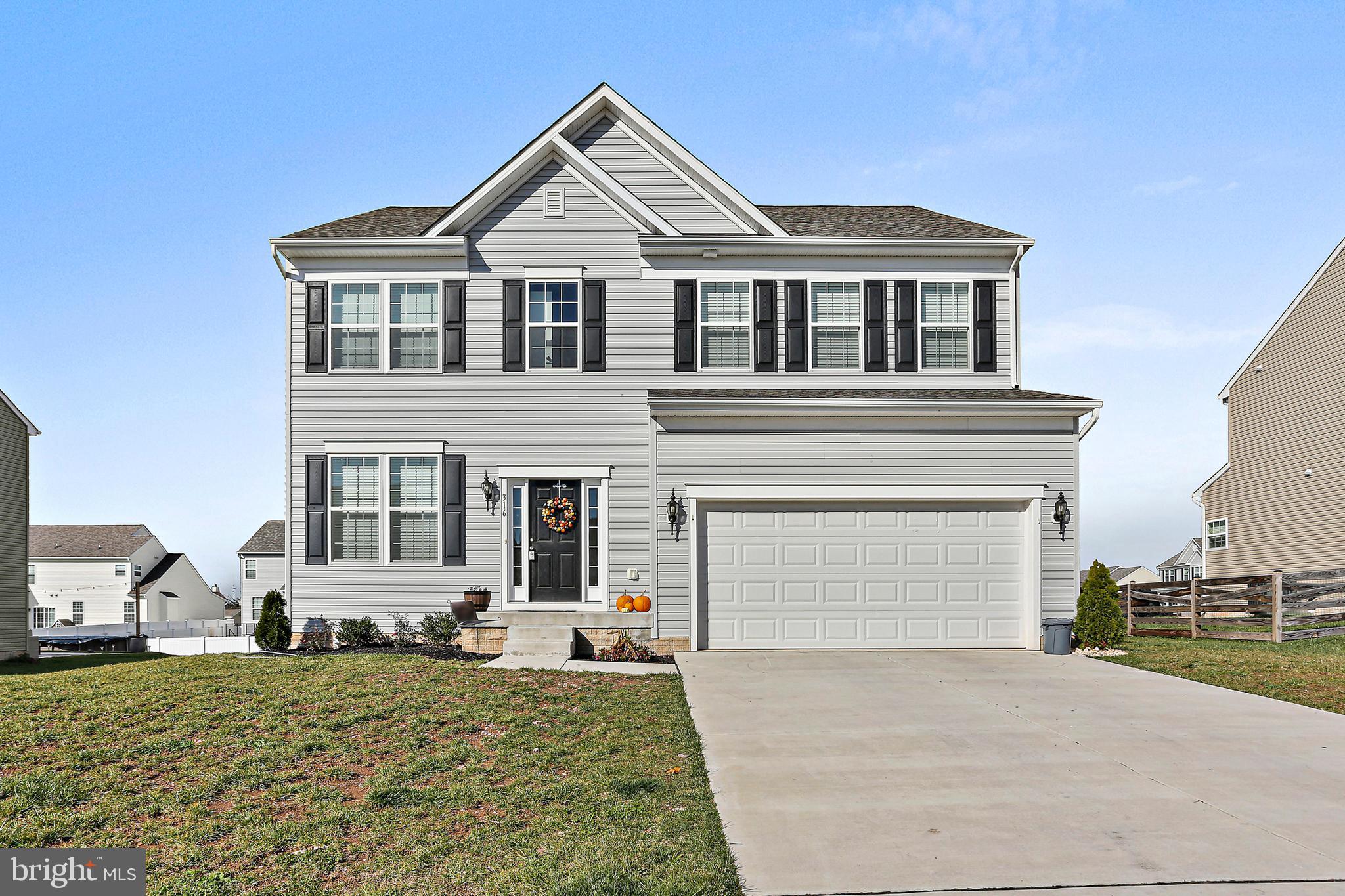 MEADOWBROOK - Residential