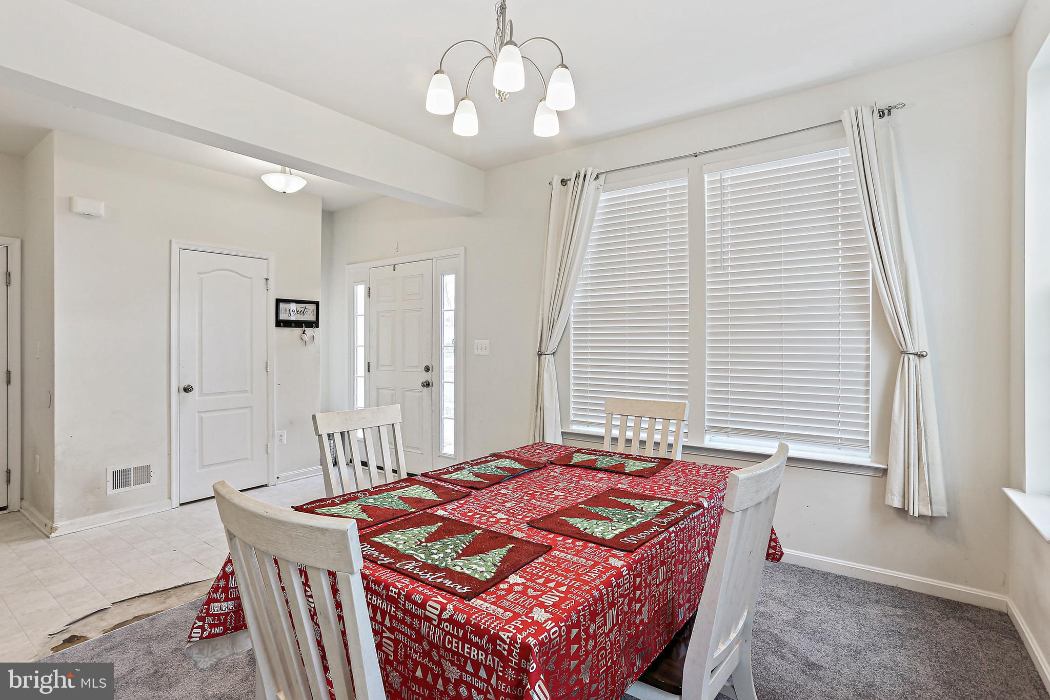 MEADOWBROOK - Residential