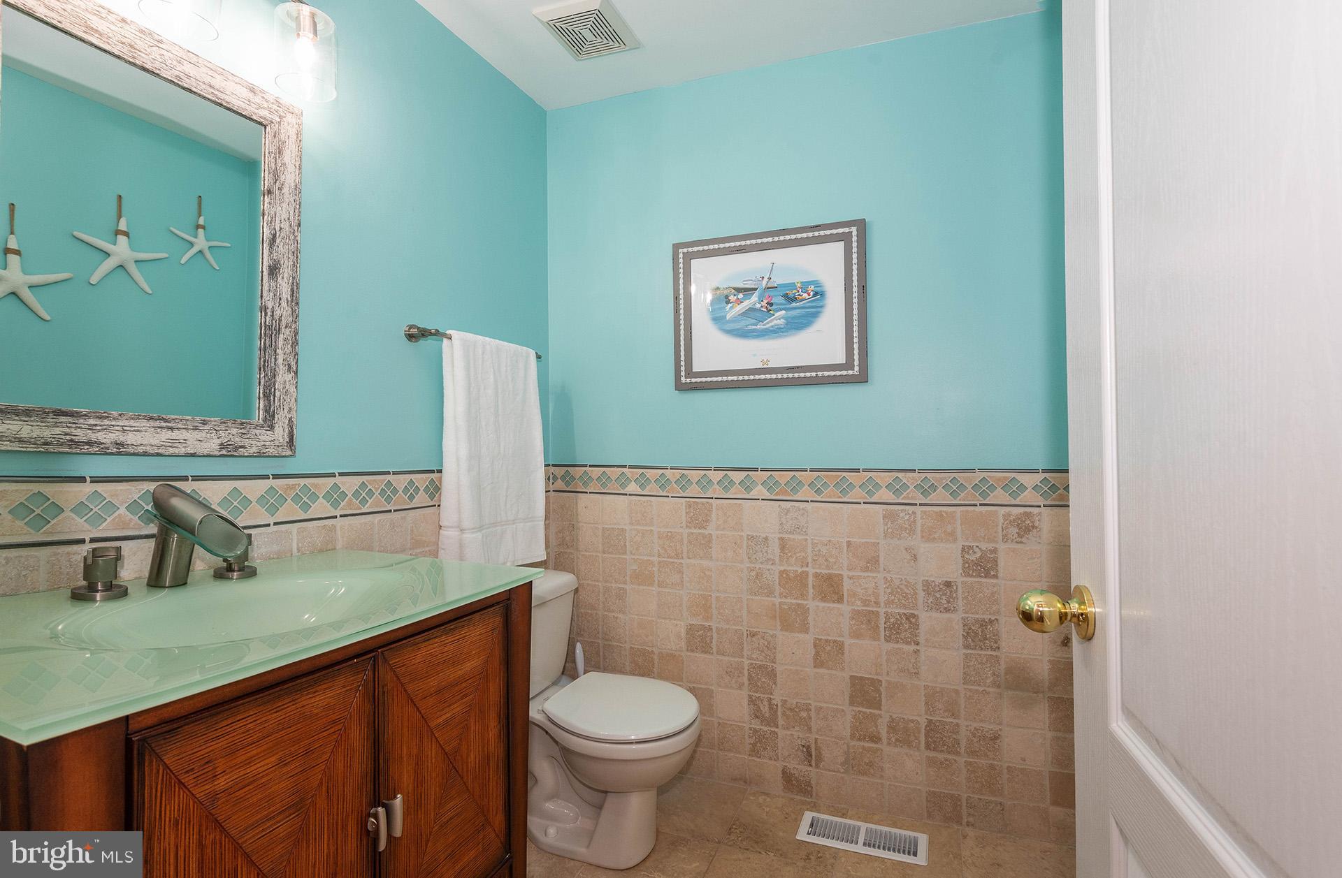 CLAIBORNES LANDING - Residential