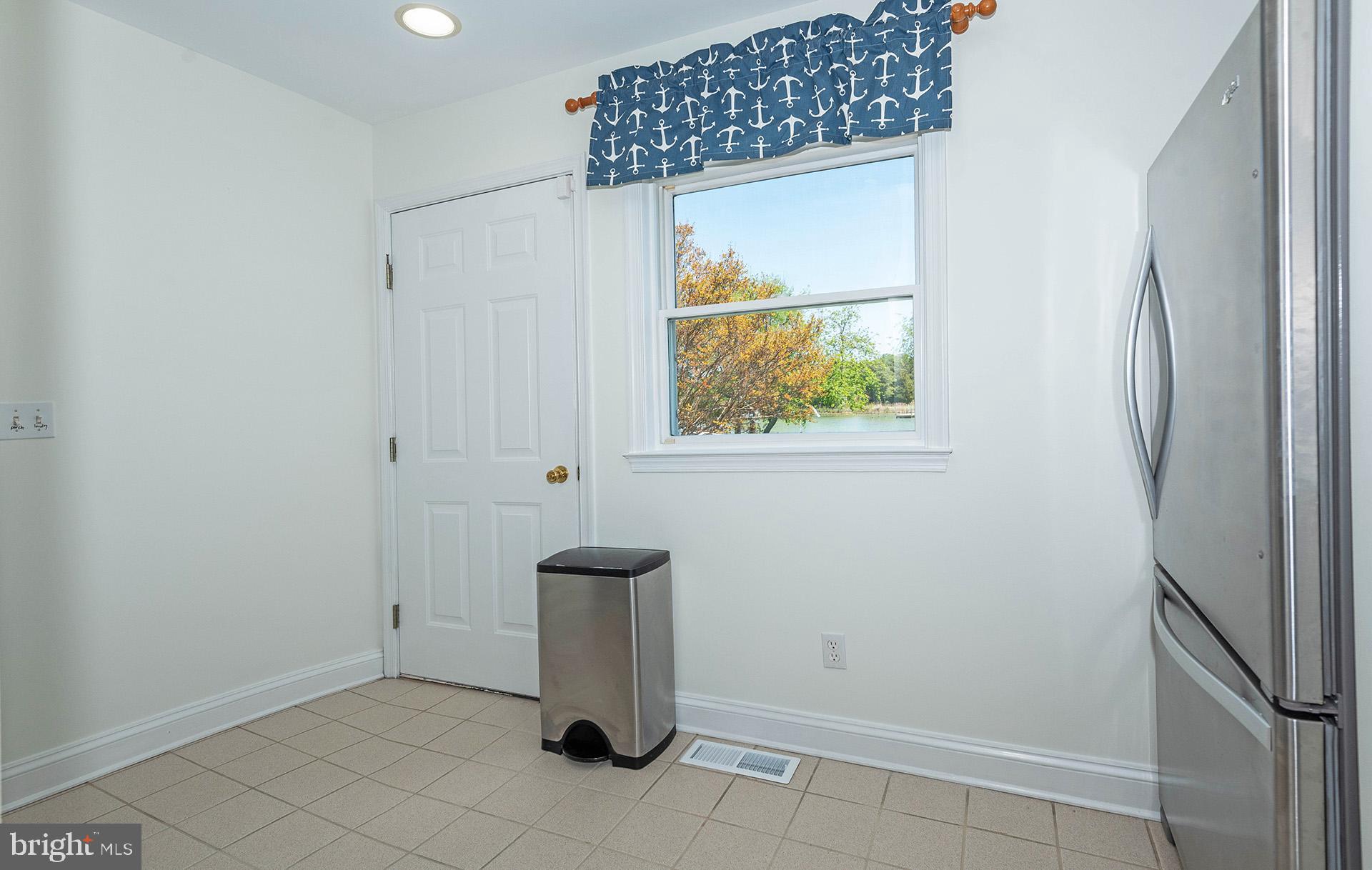 CLAIBORNES LANDING - Residential