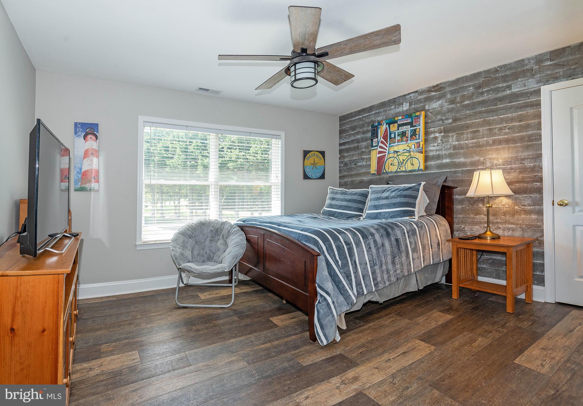 CLAIBORNES LANDING - Residential