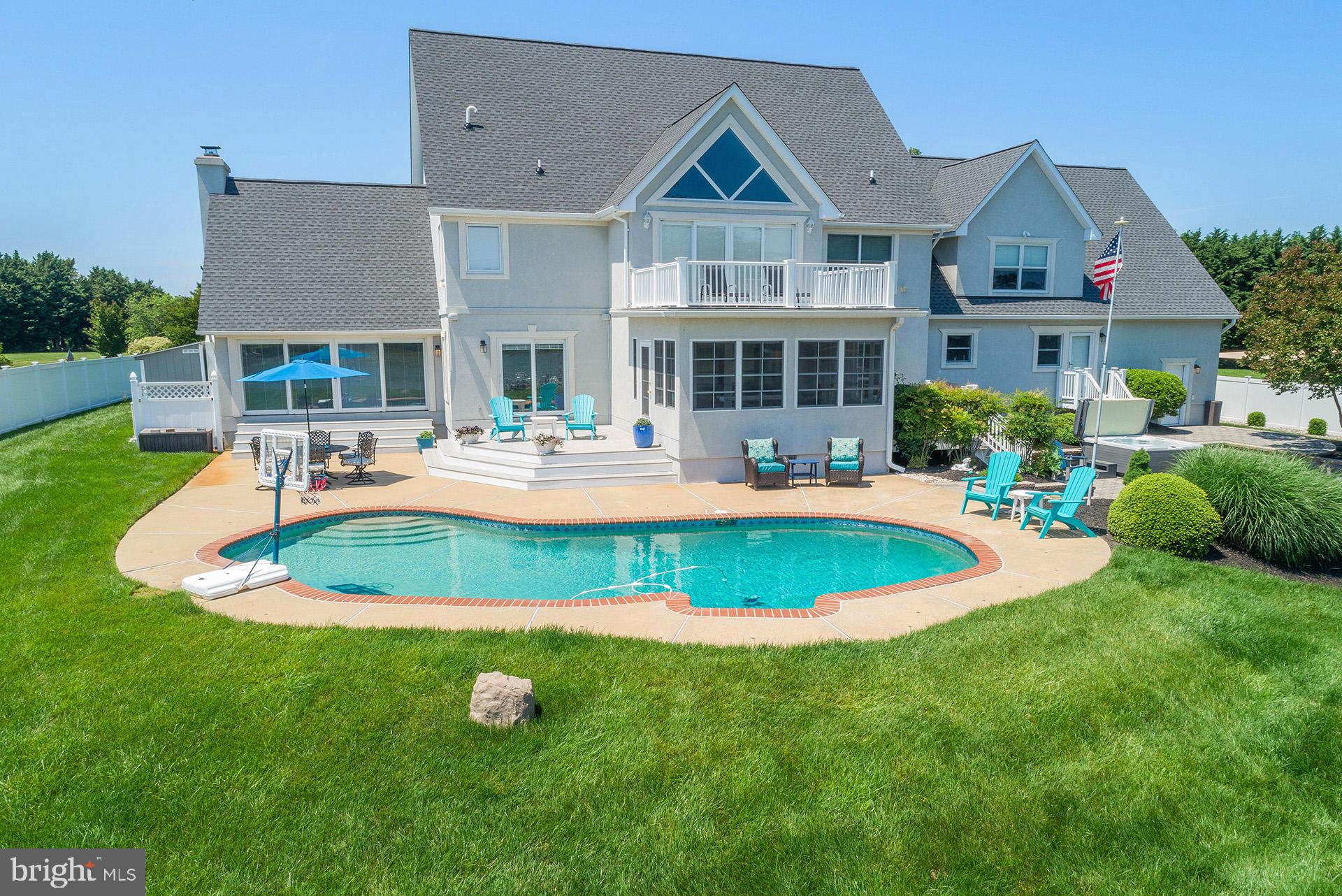 CLAIBORNES LANDING - Residential