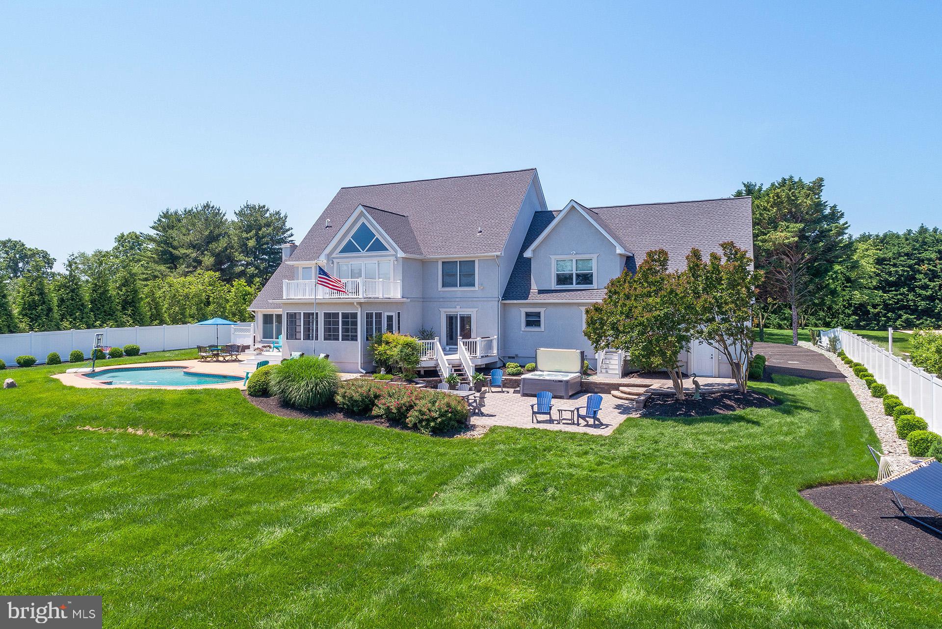 CLAIBORNES LANDING - Residential