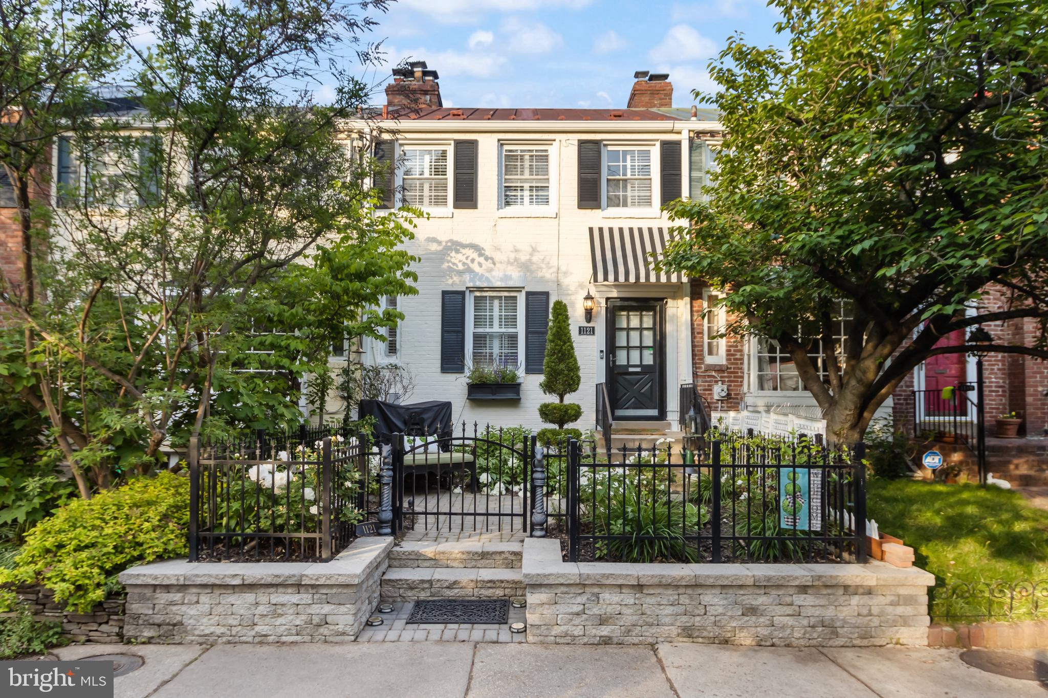 VIRGINIA VILLAGE - Residential Lease