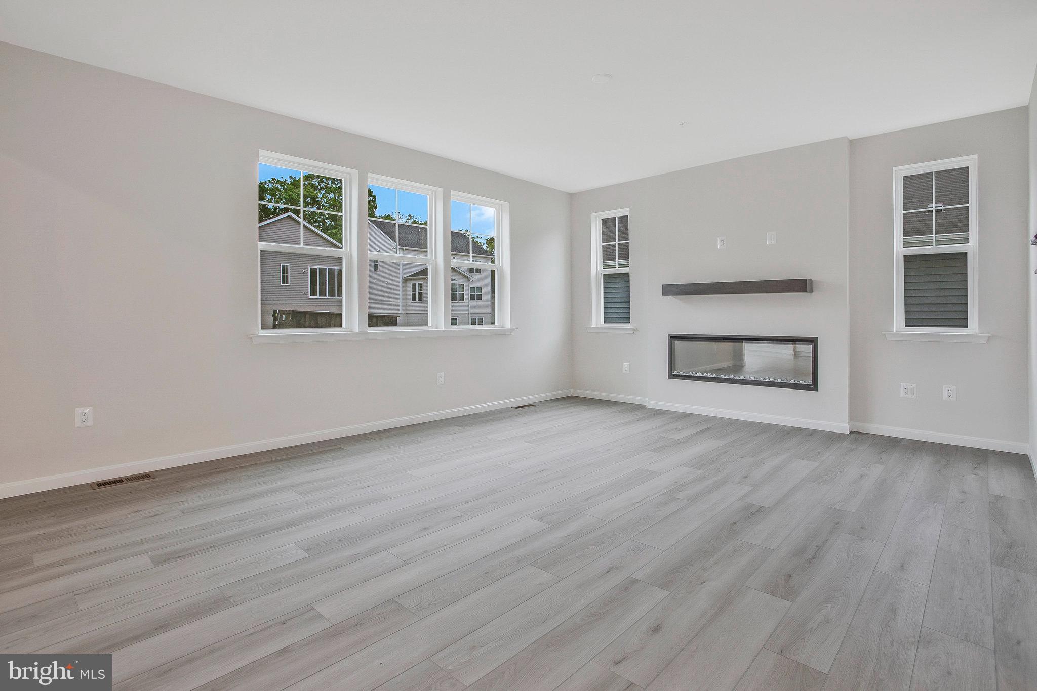 CLARK'S REST - Residential