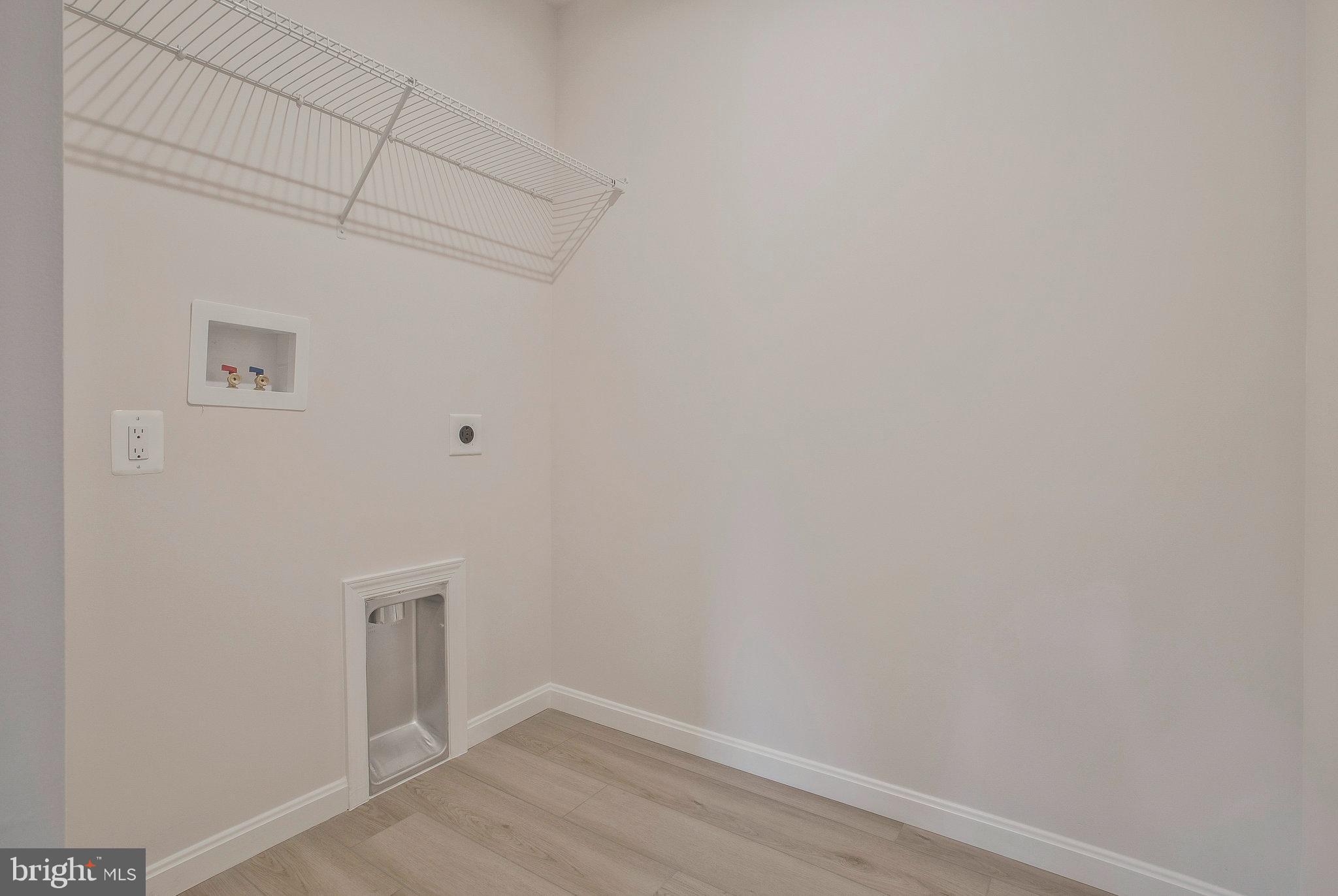 CLARK'S REST - Residential