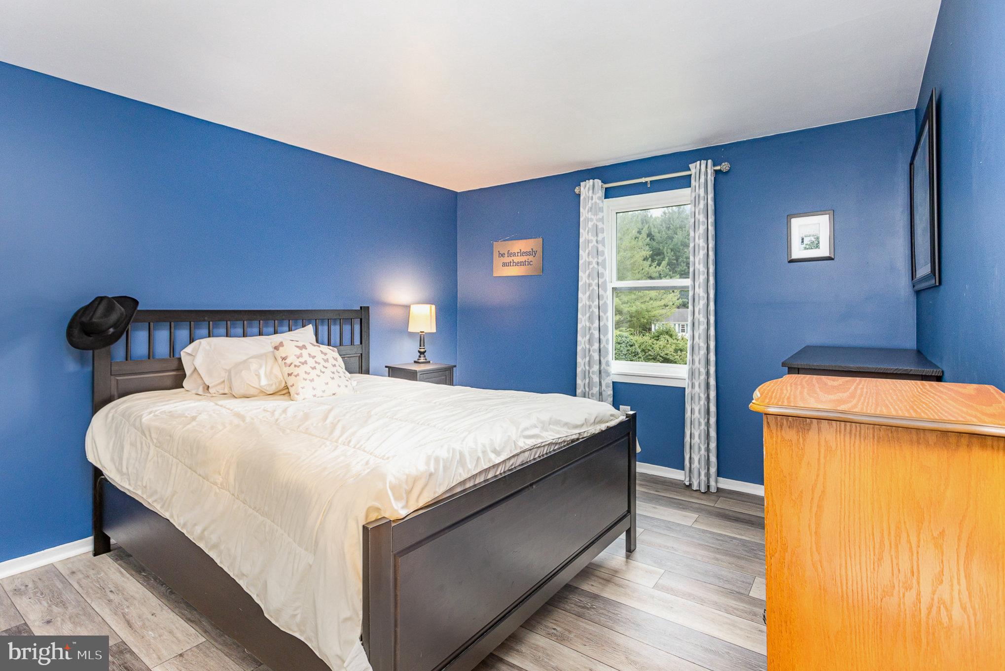 PINEDALE WOODS - Residential