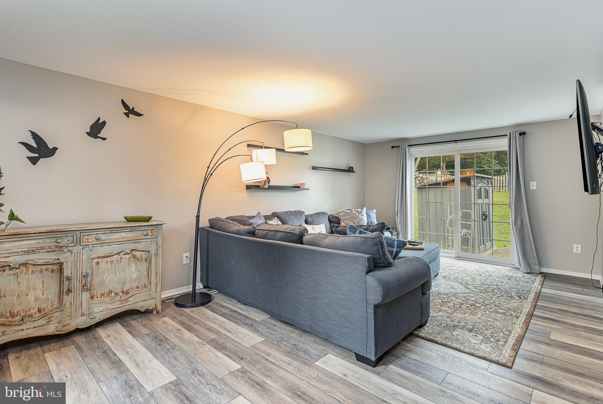 PINEDALE WOODS - Residential