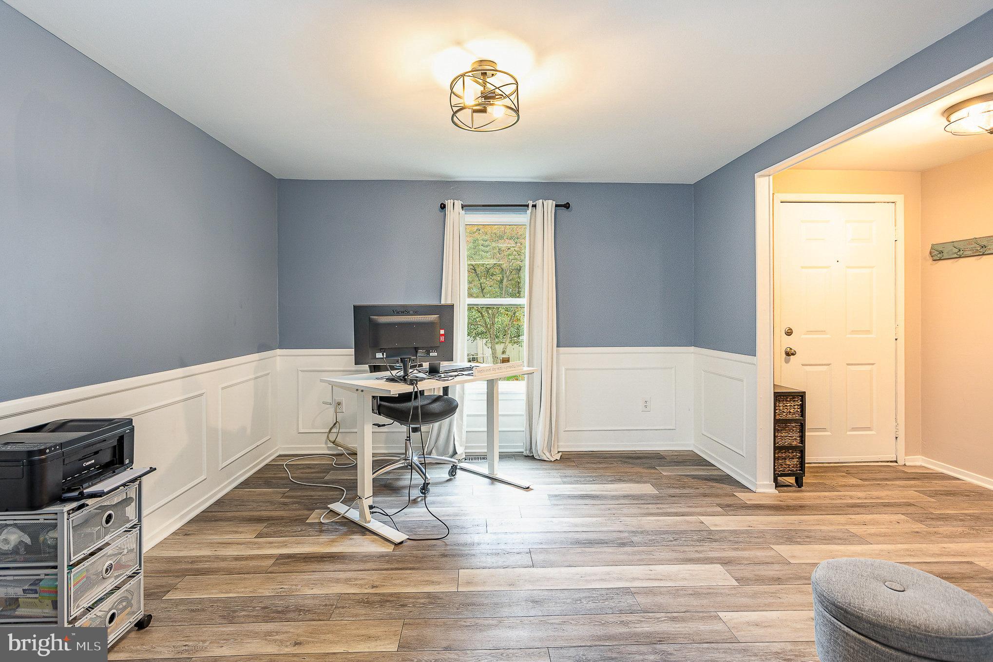 PINEDALE WOODS - Residential