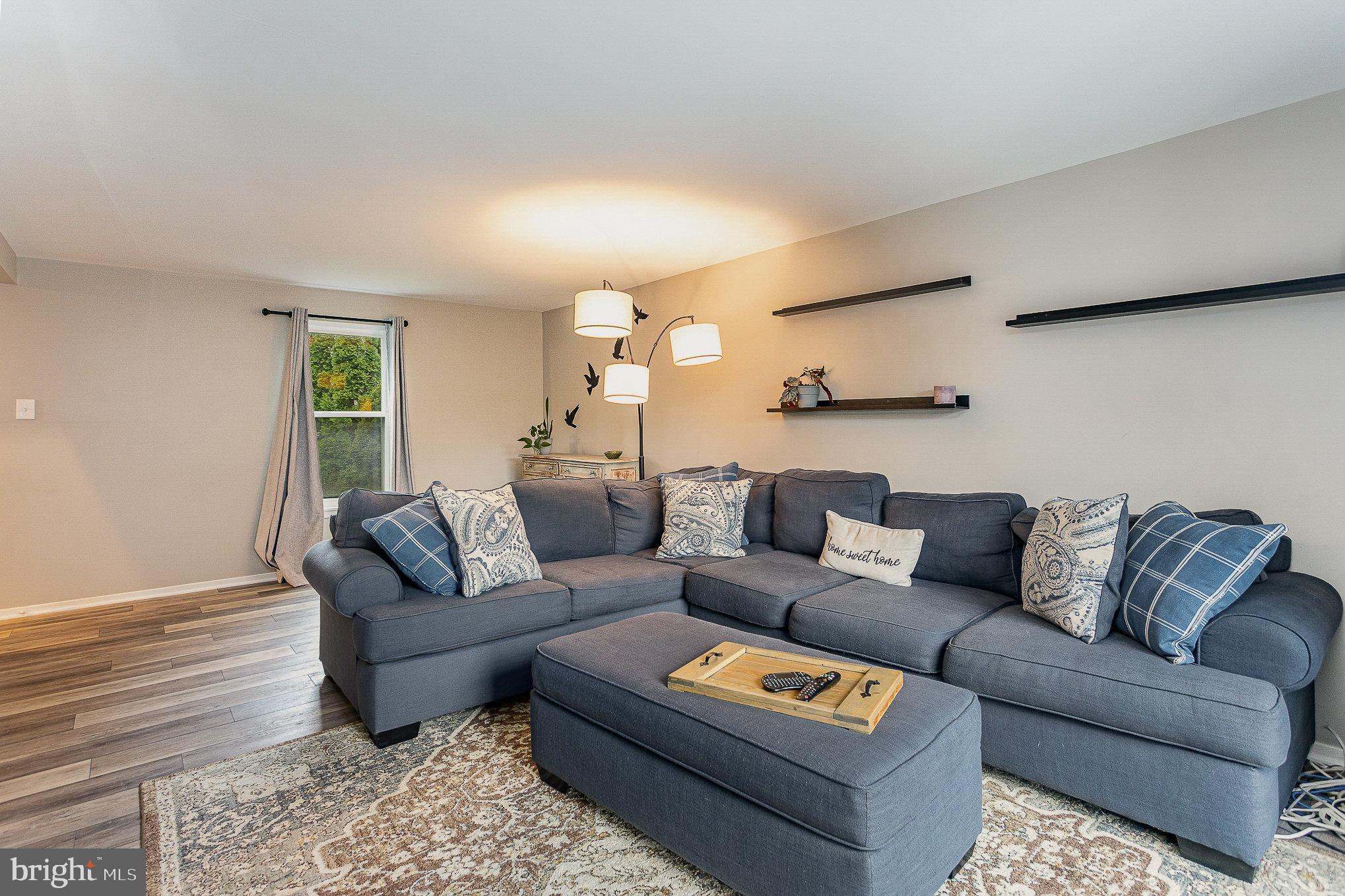 PINEDALE WOODS - Residential