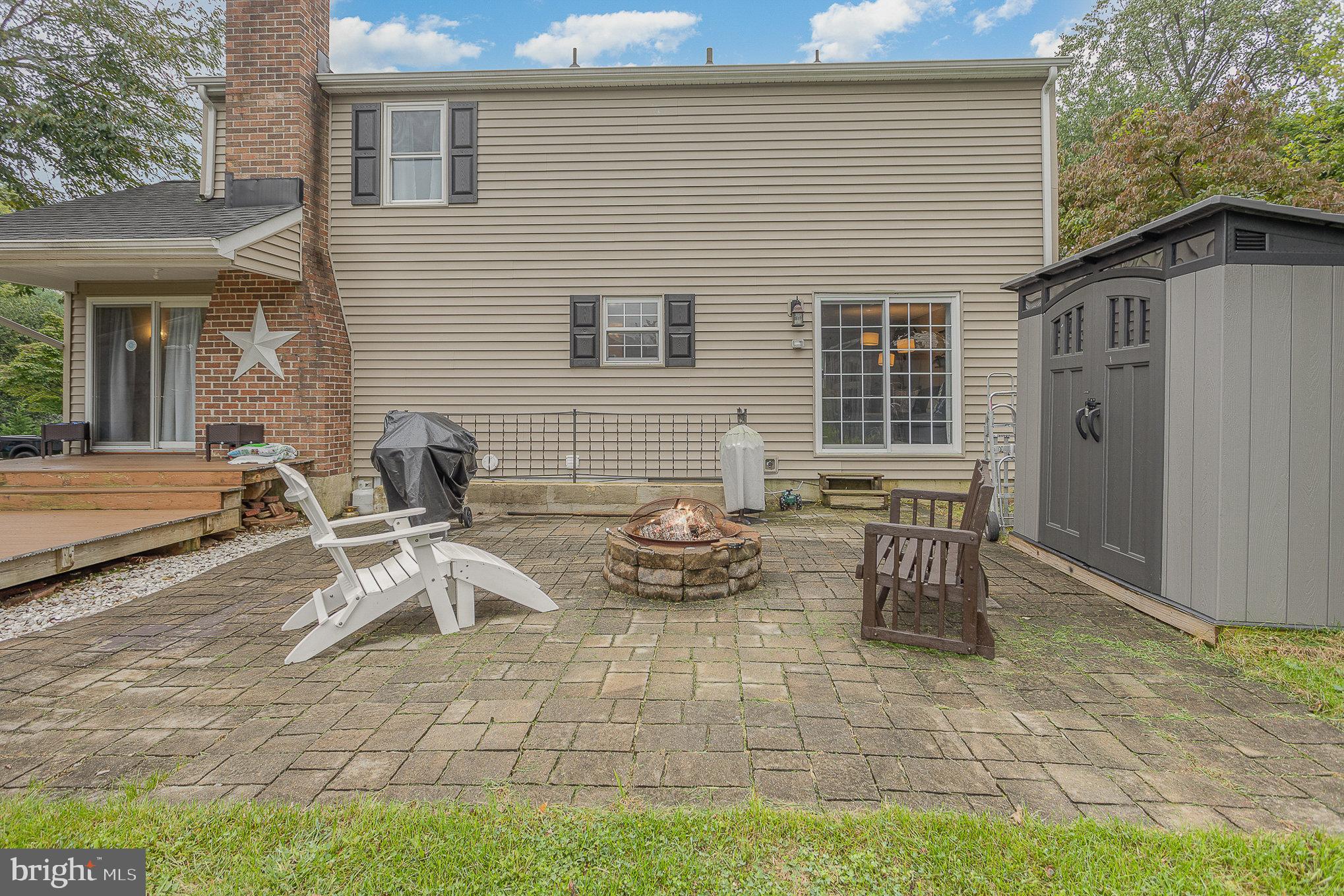 PINEDALE WOODS - Residential