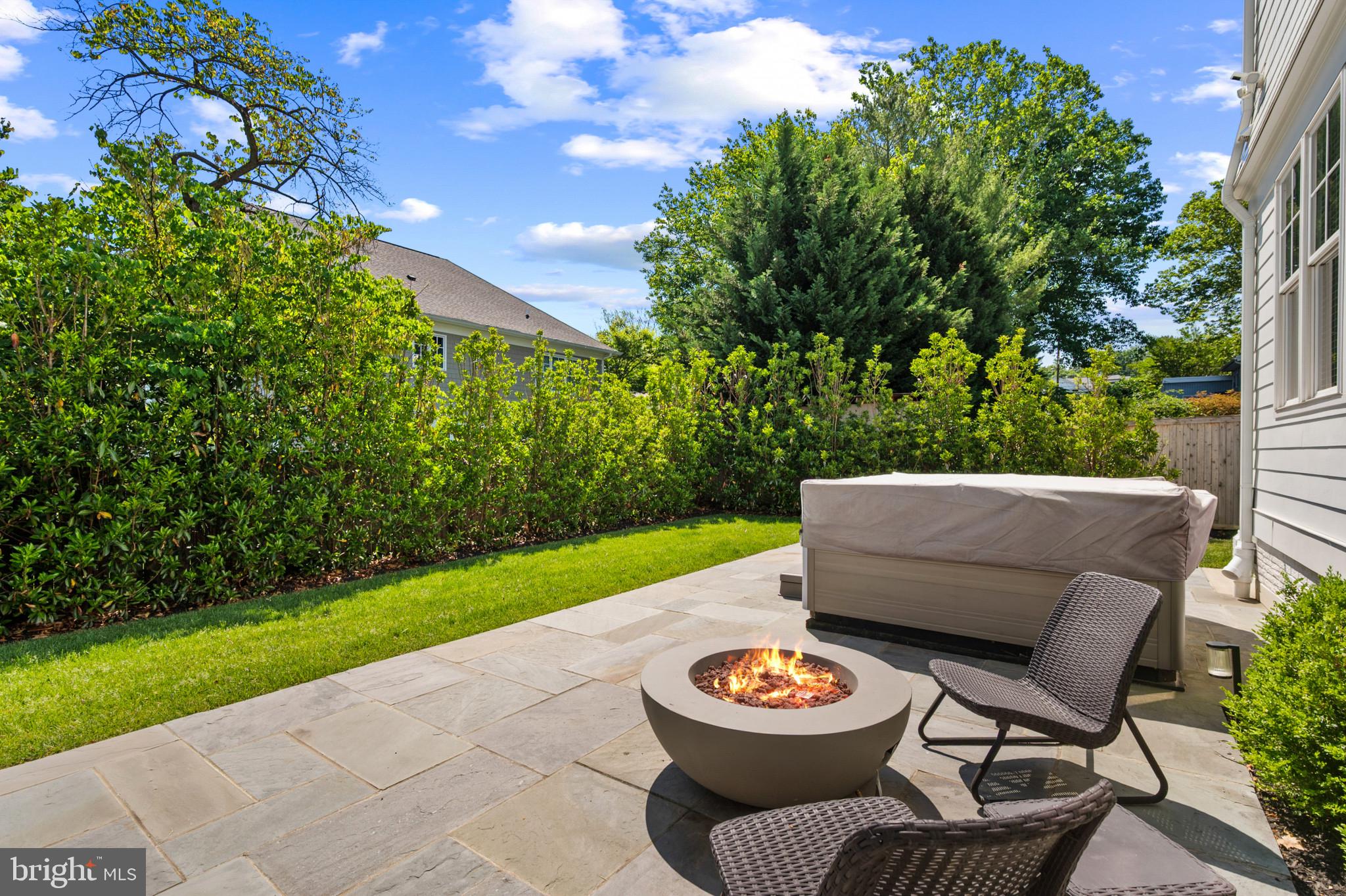 OAKWOOD KNOLLS - Residential