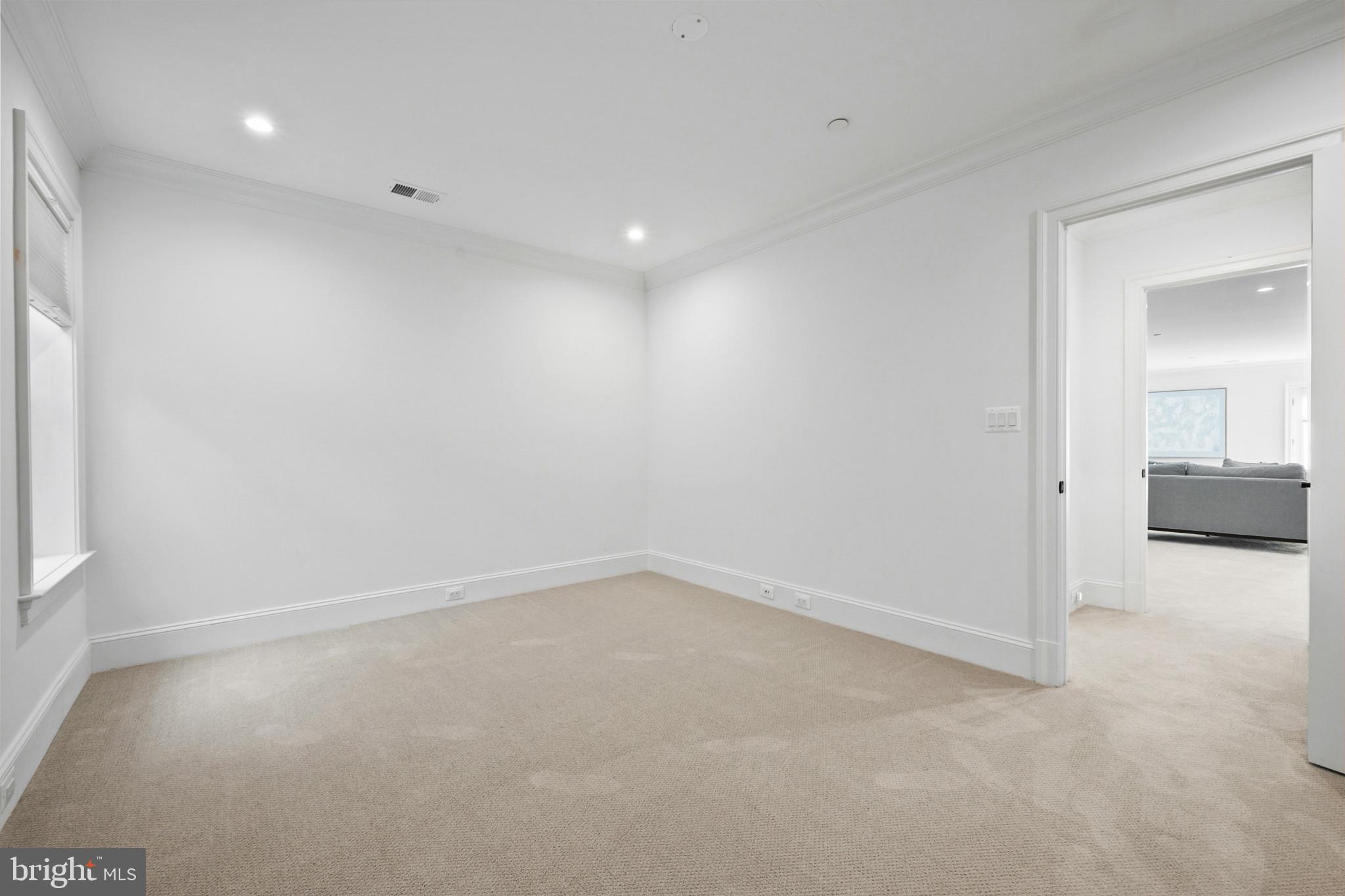 OAKWOOD KNOLLS - Residential