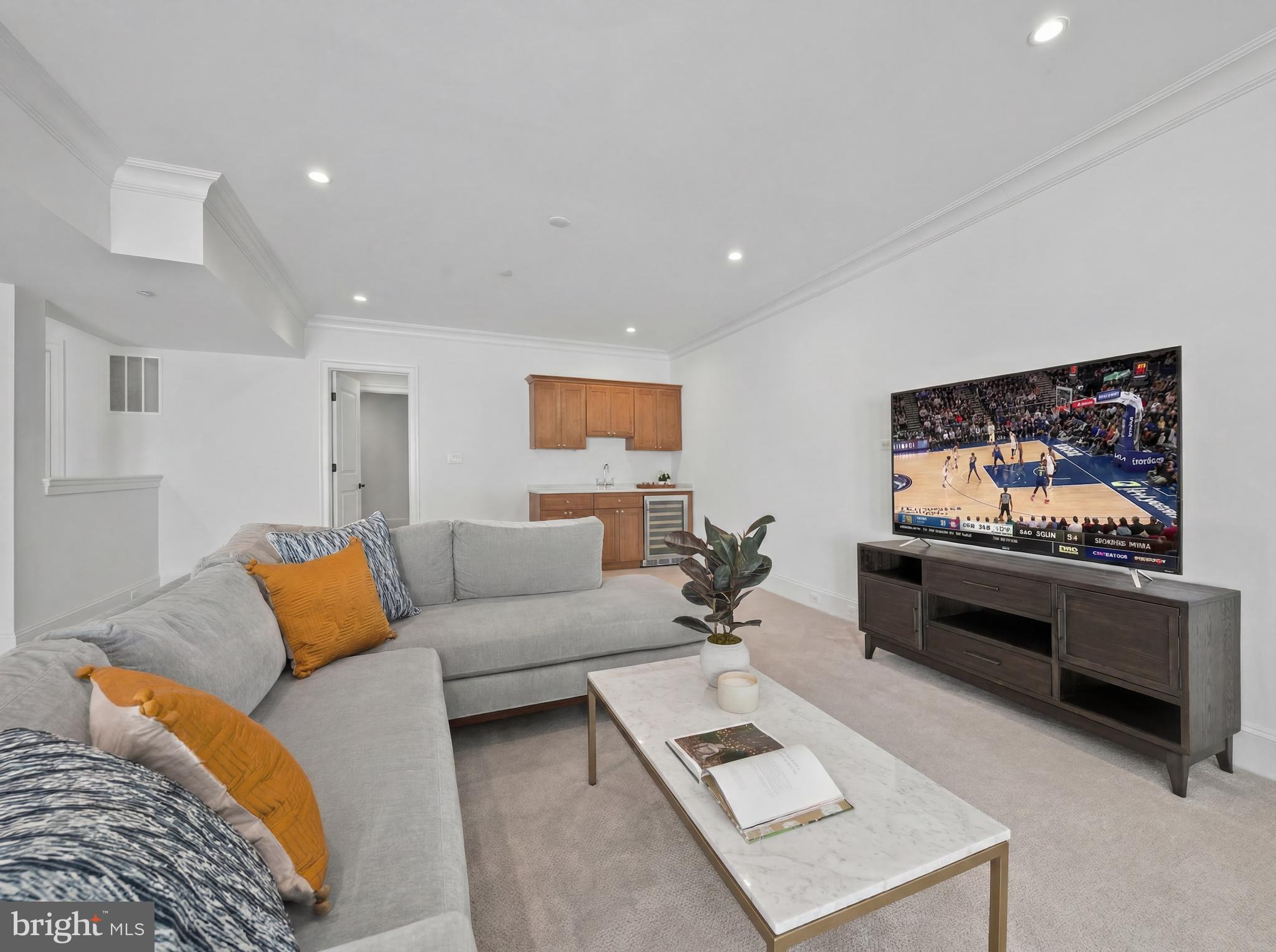 OAKWOOD KNOLLS - Residential