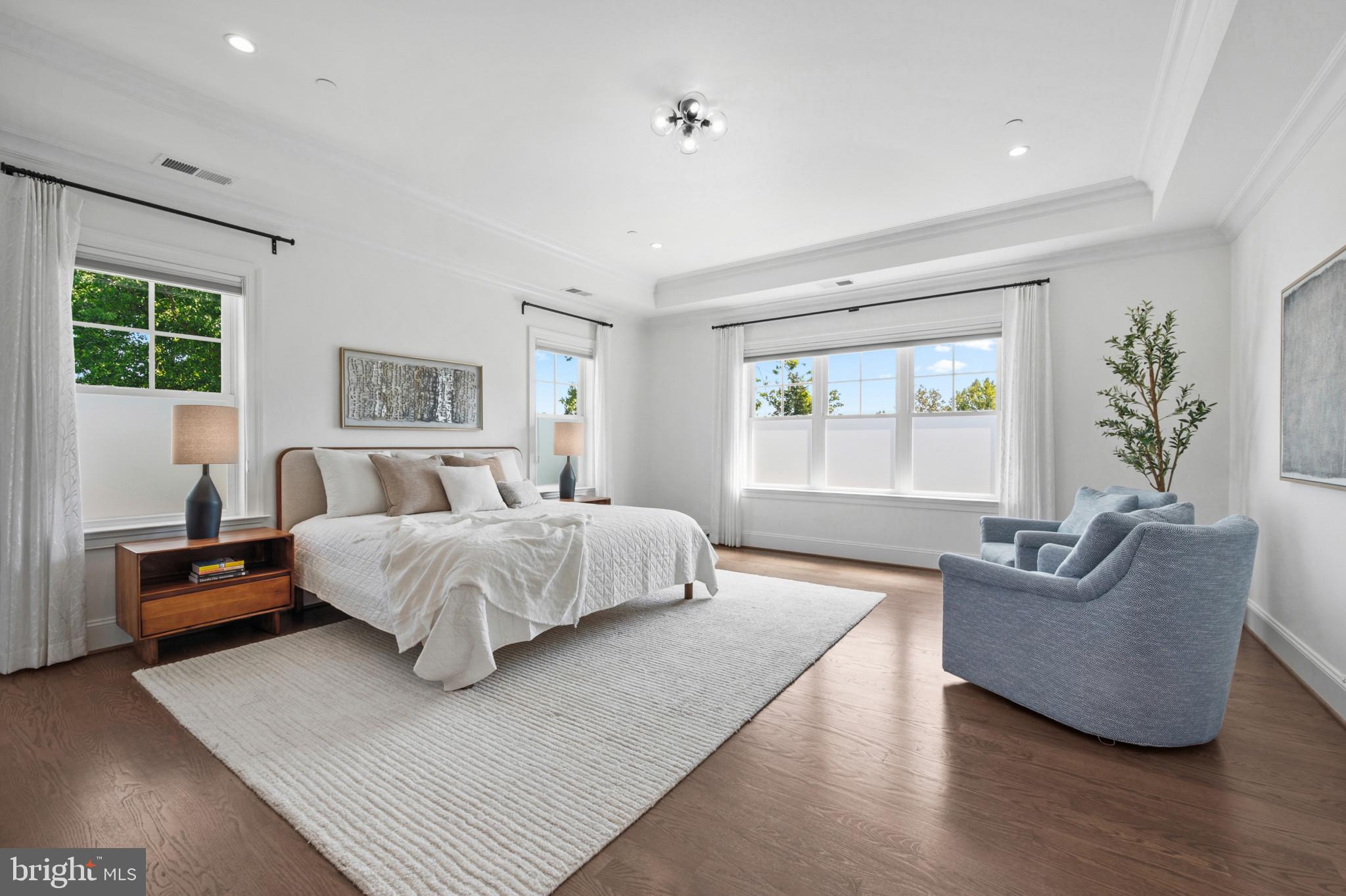 OAKWOOD KNOLLS - Residential
