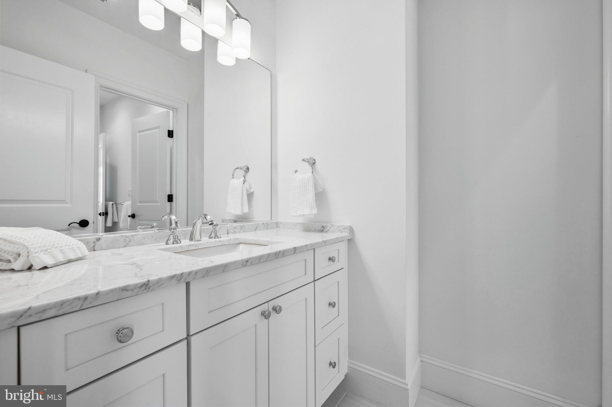 OAKWOOD KNOLLS - Residential