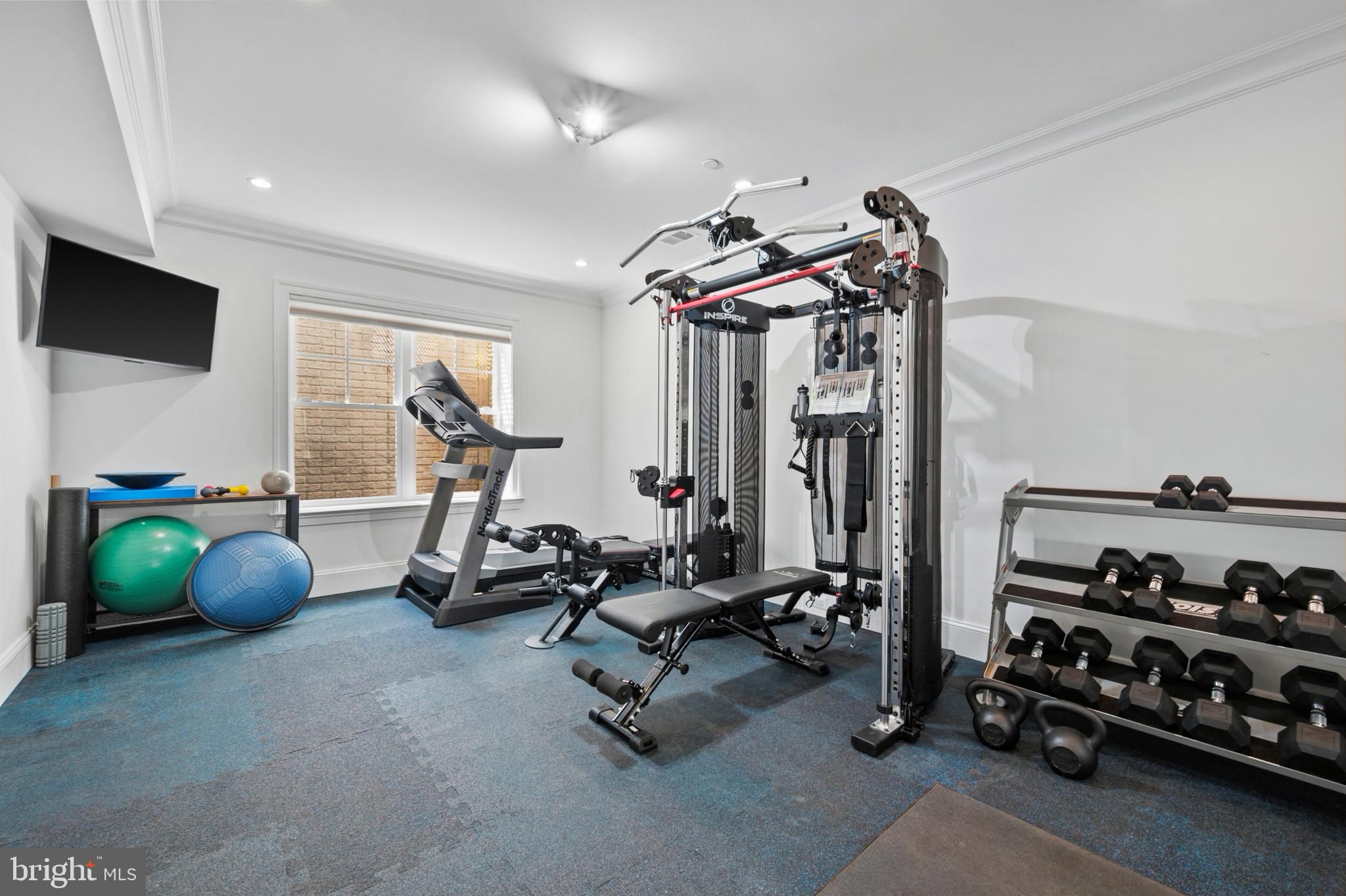 OAKWOOD KNOLLS - Residential
