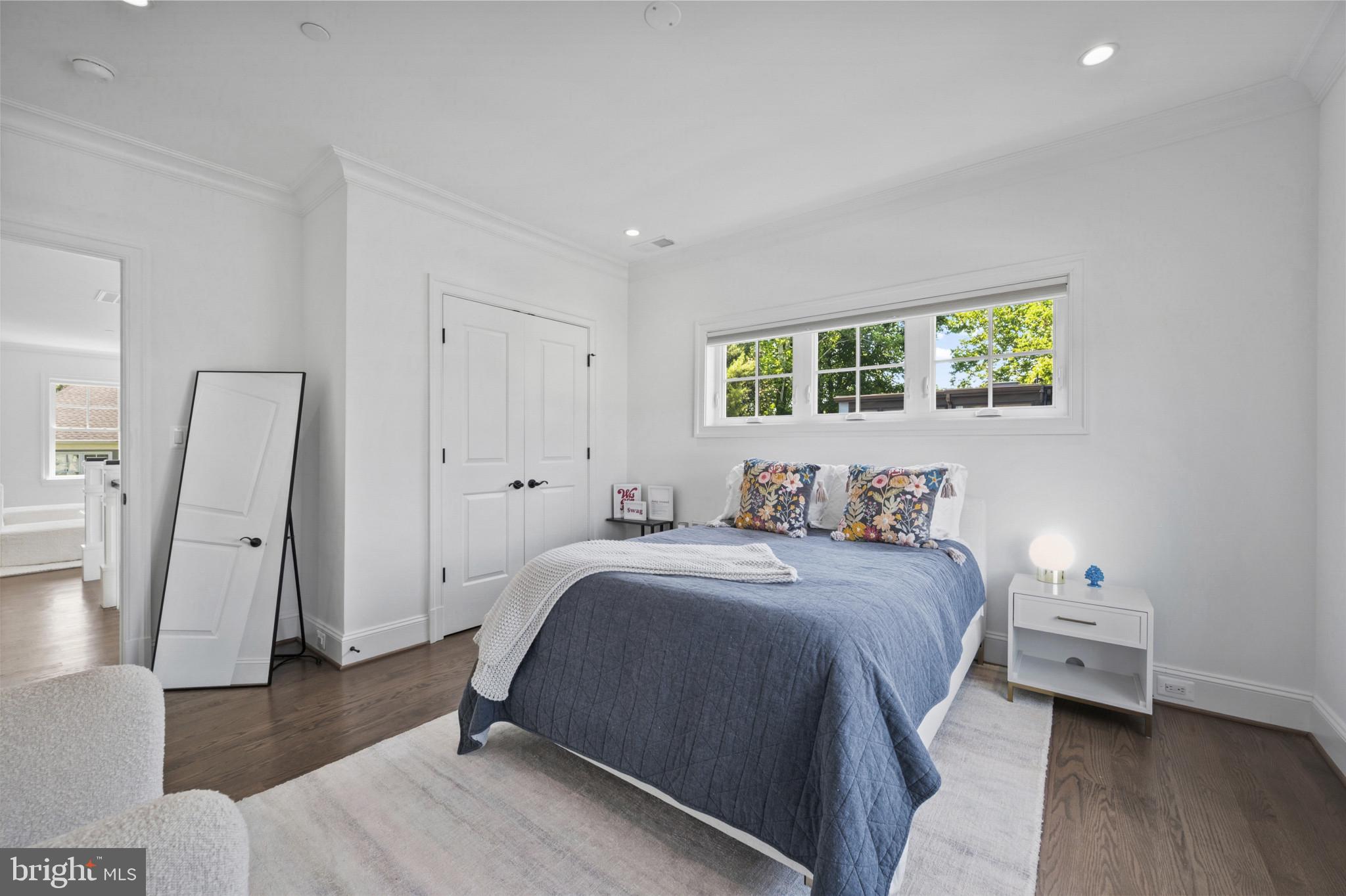 OAKWOOD KNOLLS - Residential