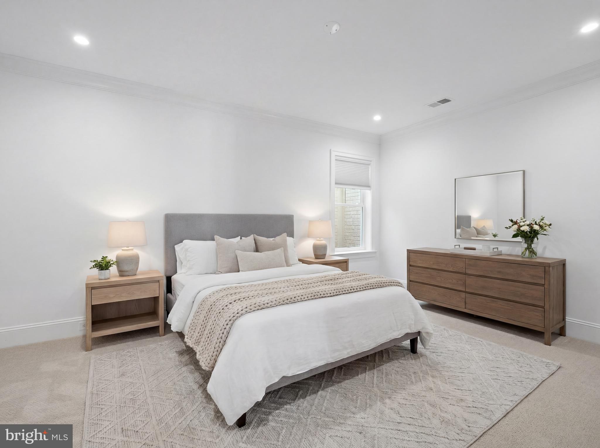 OAKWOOD KNOLLS - Residential
