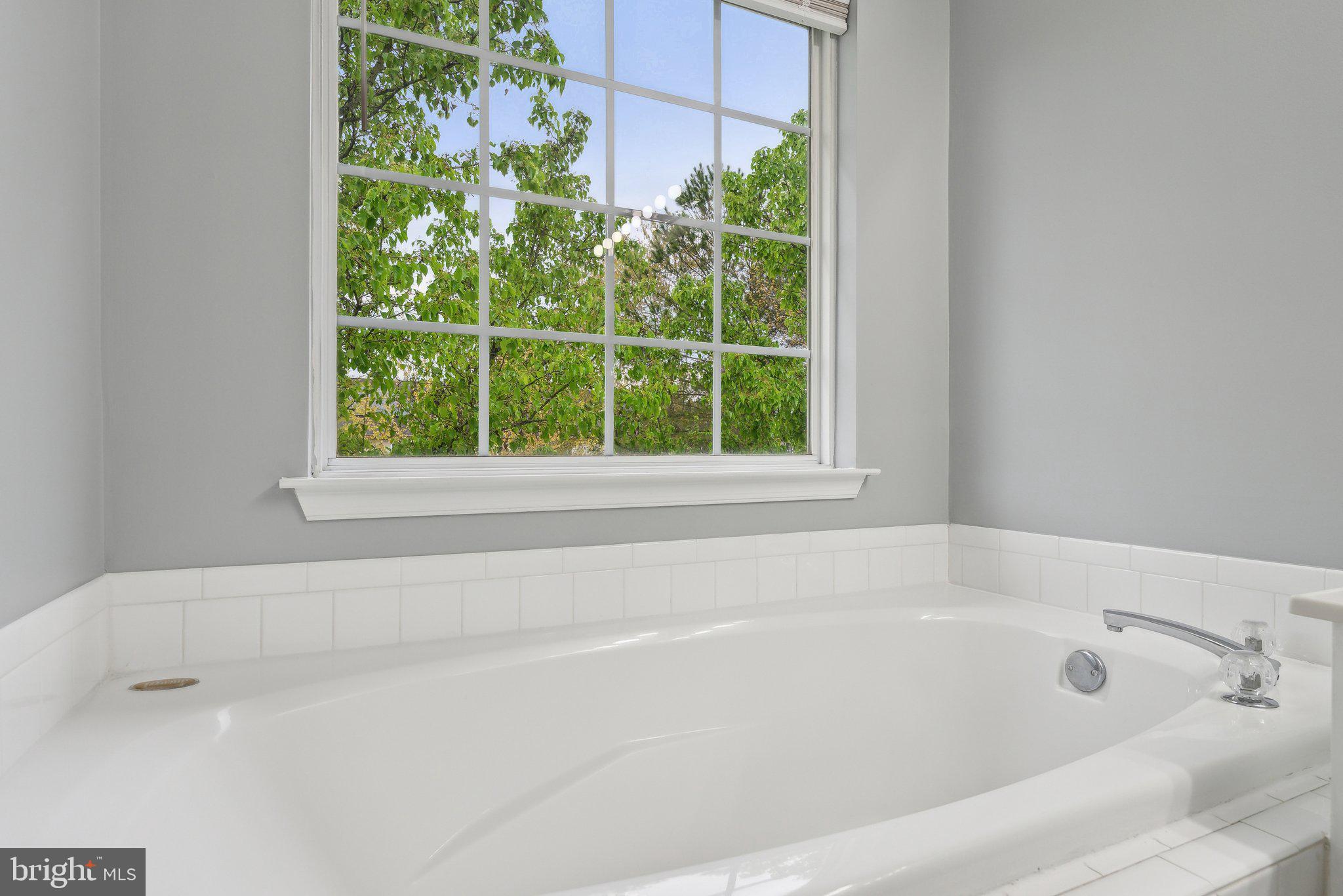 MCKENDREE - Residential Lease