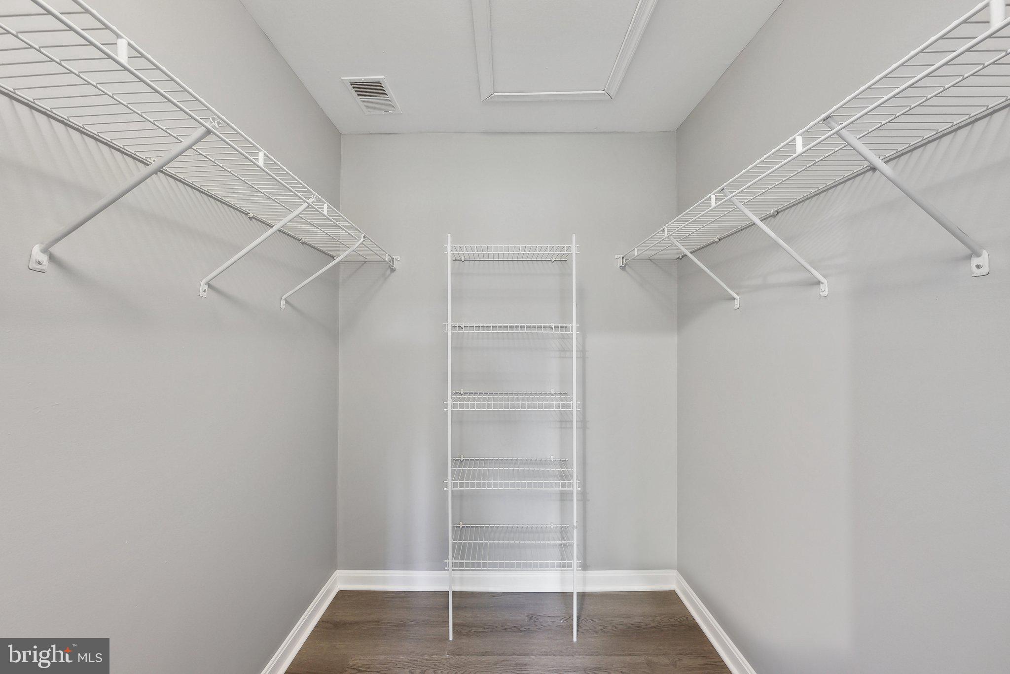 MCKENDREE - Residential Lease