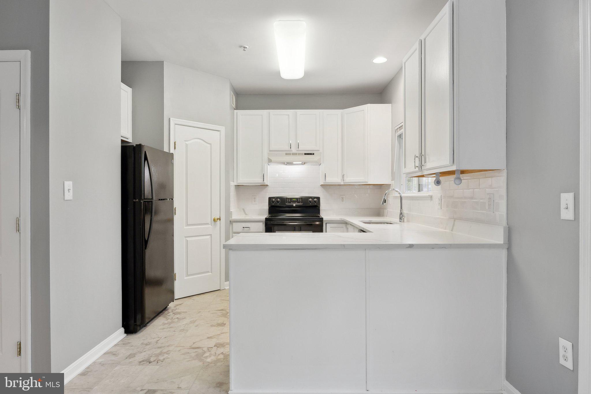 MCKENDREE - Residential Lease