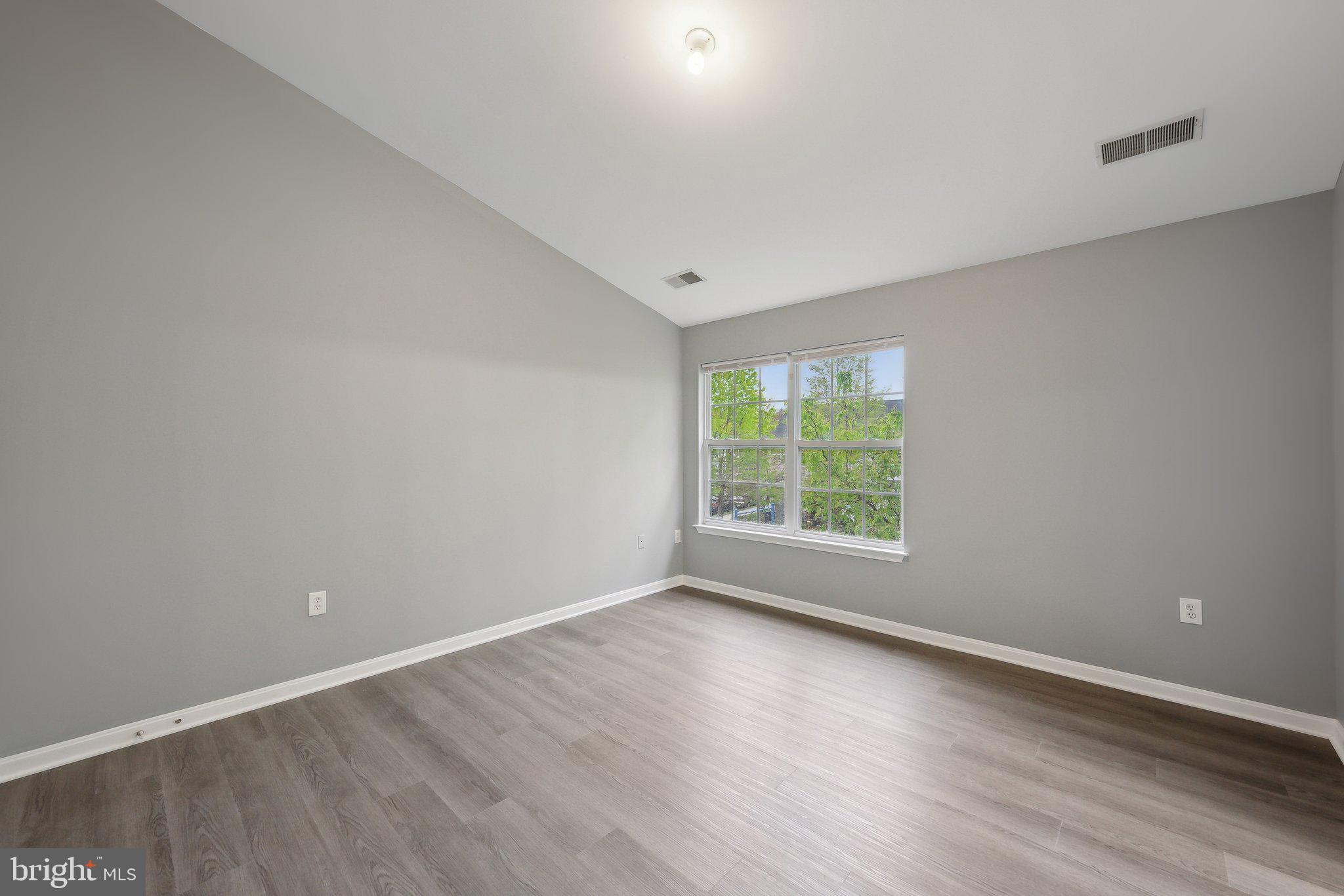 MCKENDREE - Residential Lease