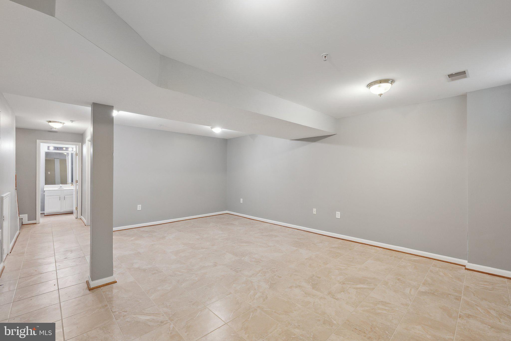 MCKENDREE - Residential Lease