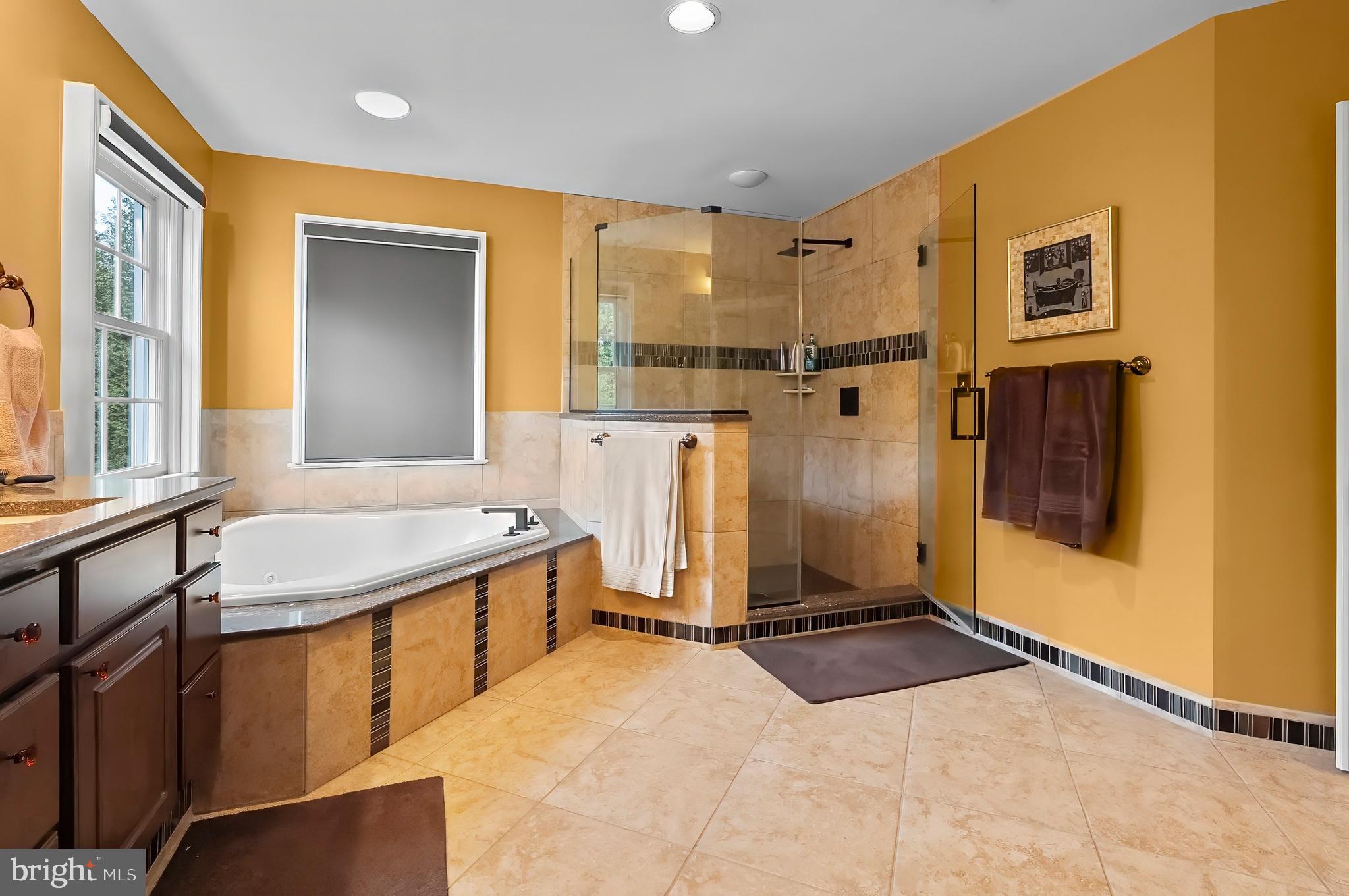 WILLOW CHASE - Residential