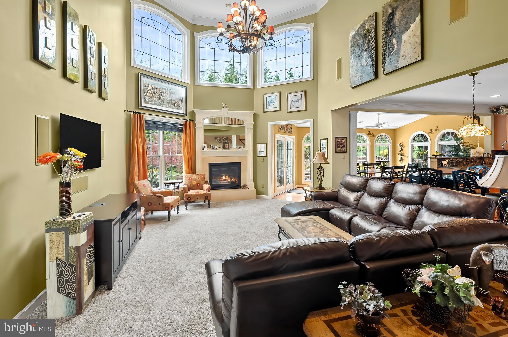 WILLOW CHASE - Residential
