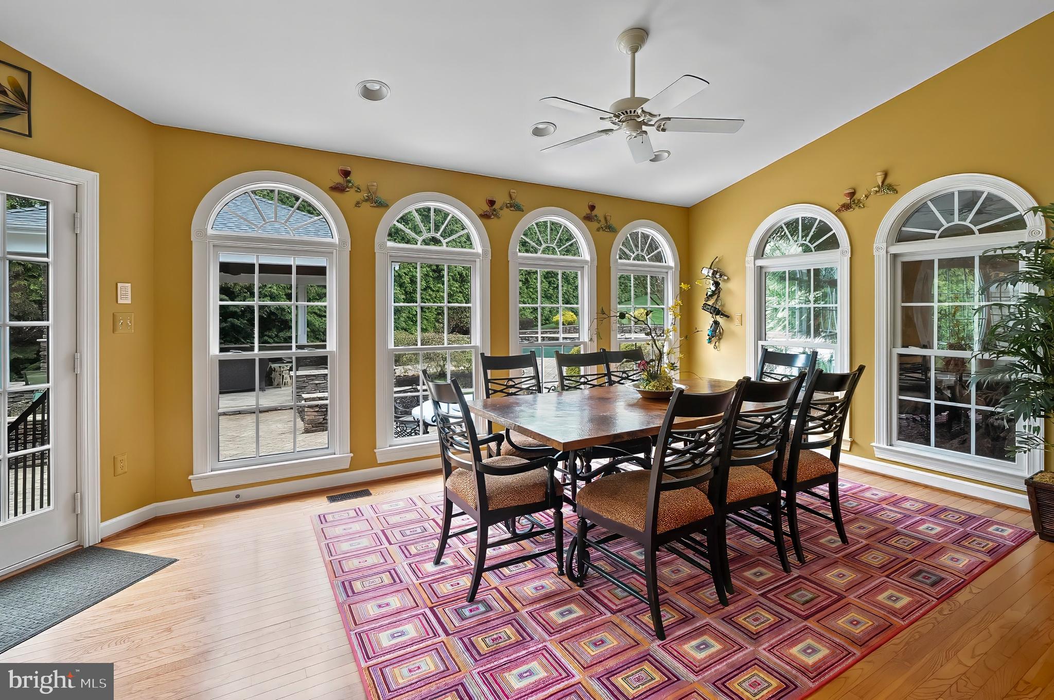 WILLOW CHASE - Residential
