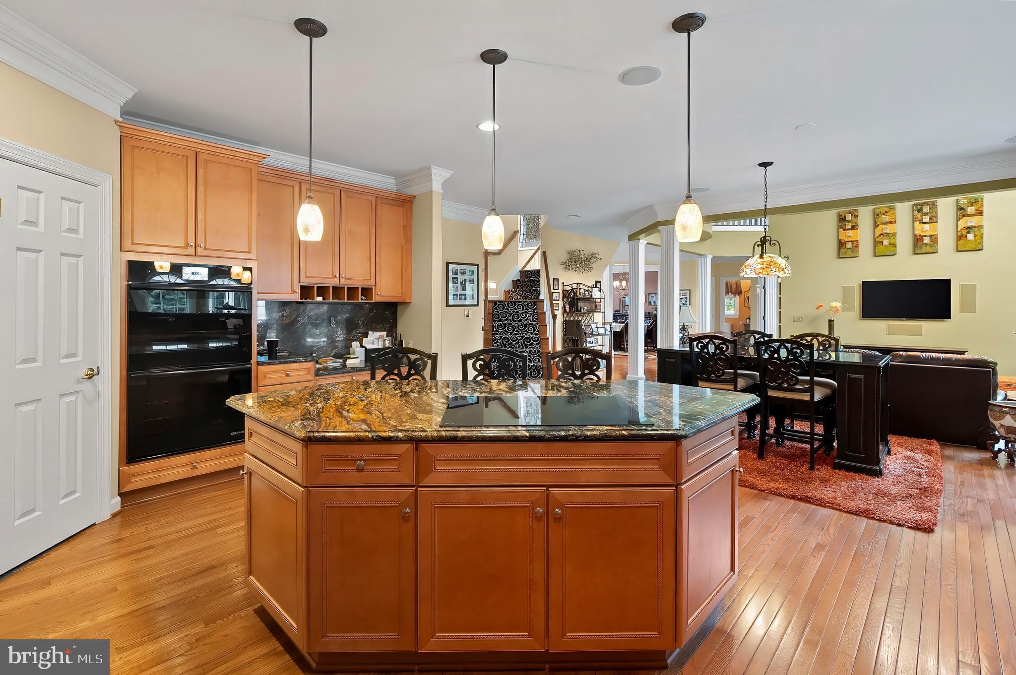 WILLOW CHASE - Residential